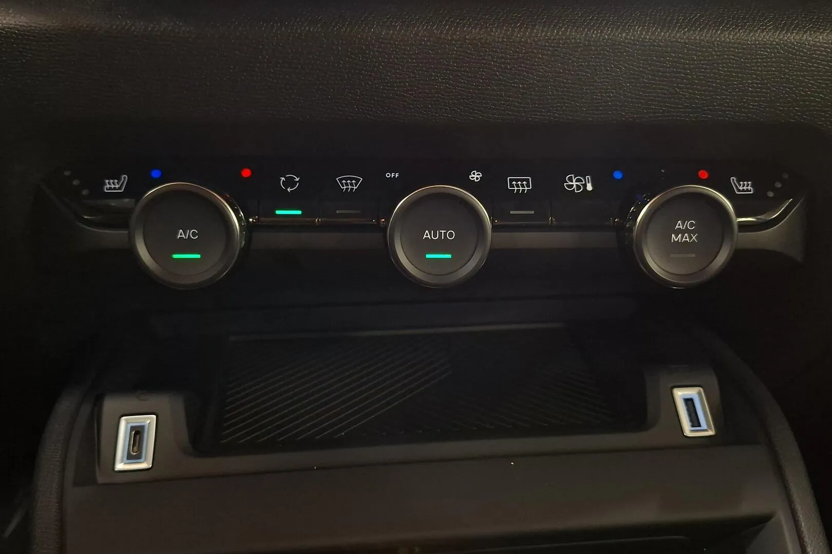 Citroen C4 ITA-722 carousel image