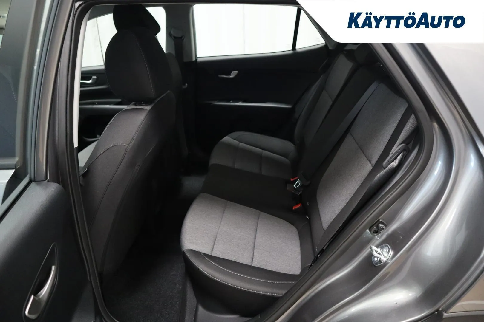 Kia Stonic ITE-789 carousel image
