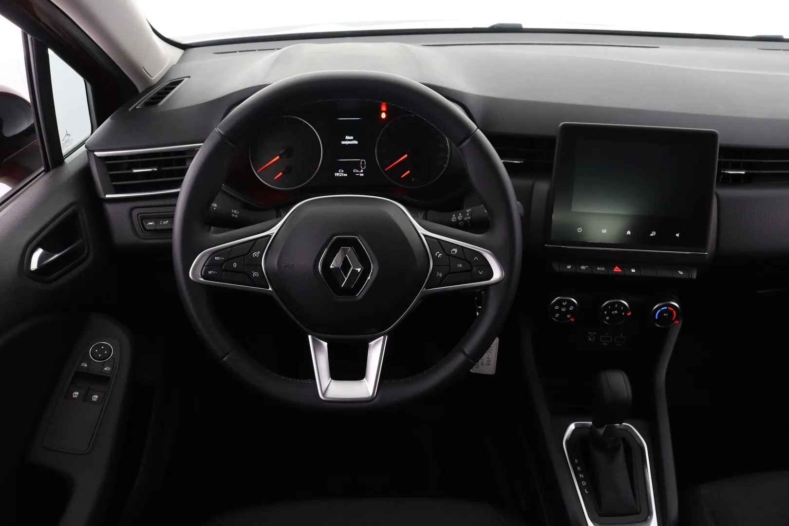 Renault Clio FRO-735 carousel image