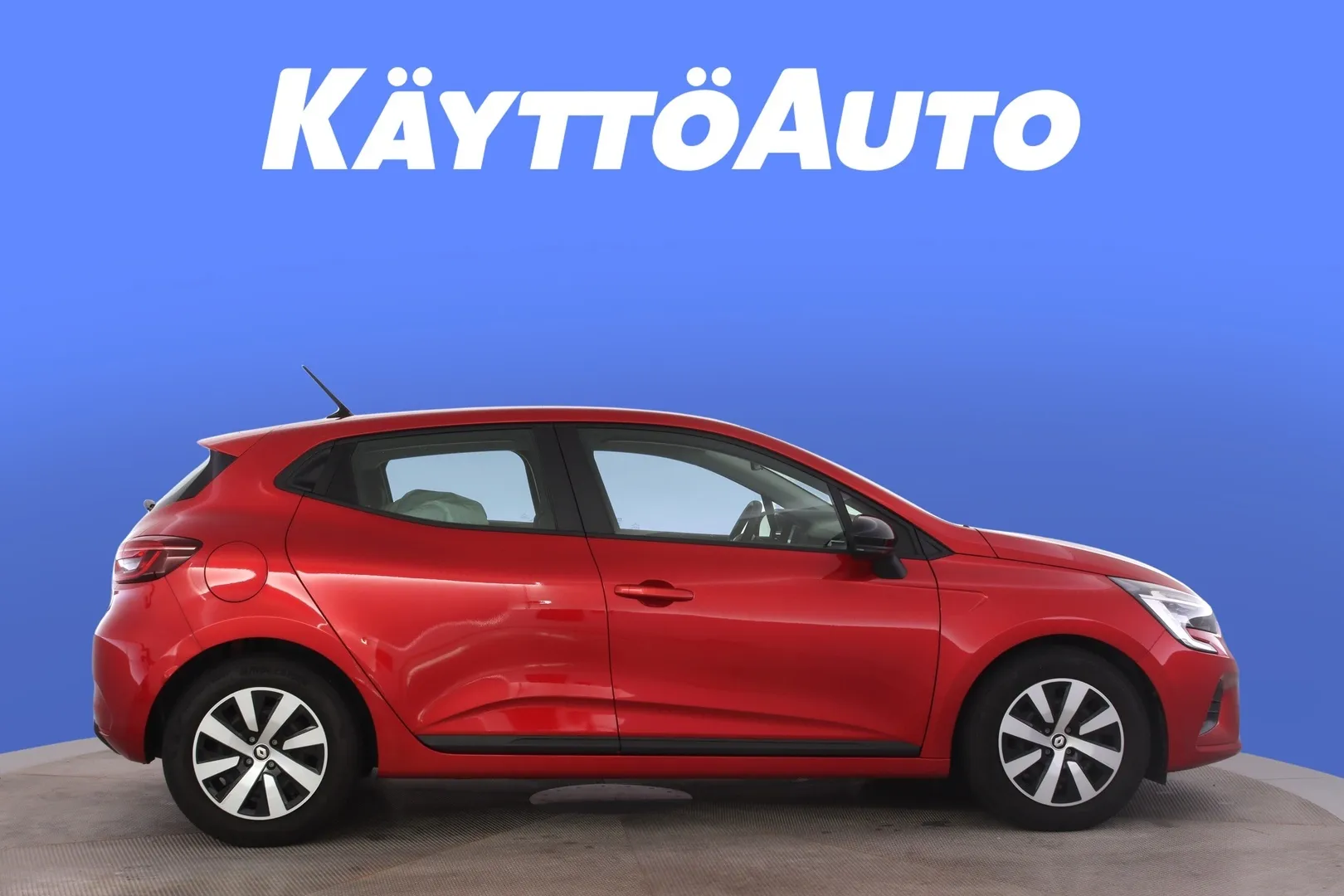Renault Clio FRO-735 carousel image