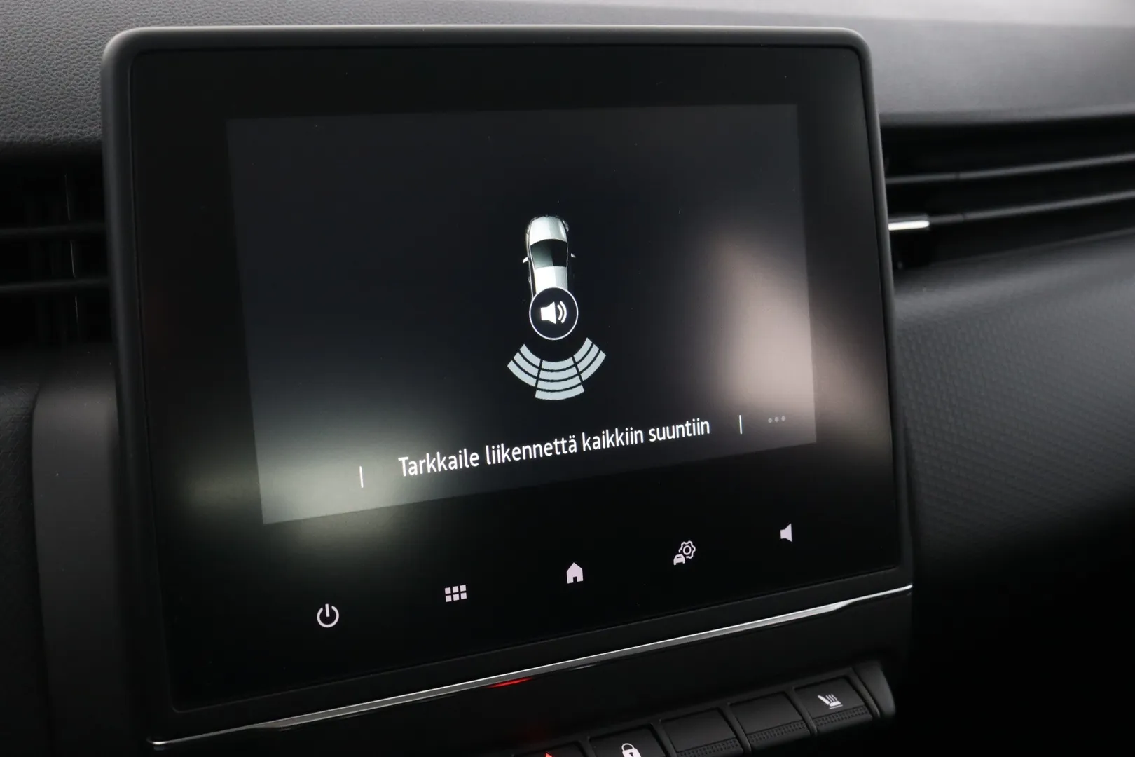 Renault Clio FRO-735 carousel image