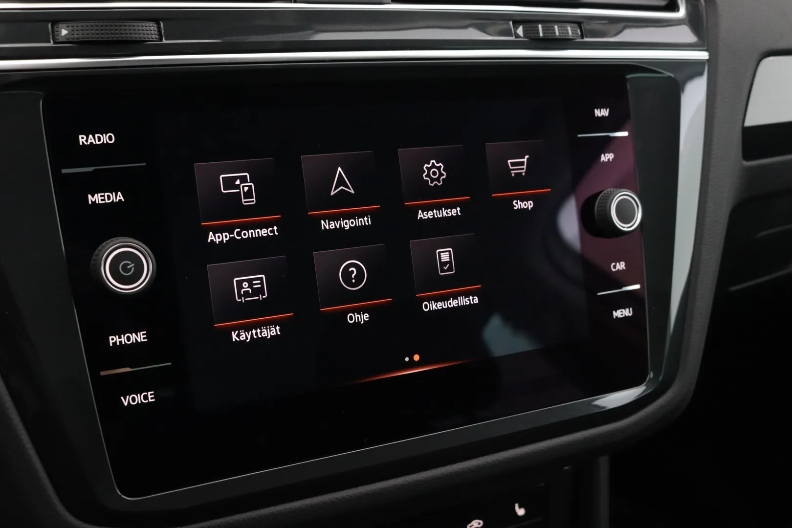 Volkswagen Tiguan NNM-489 carousel image