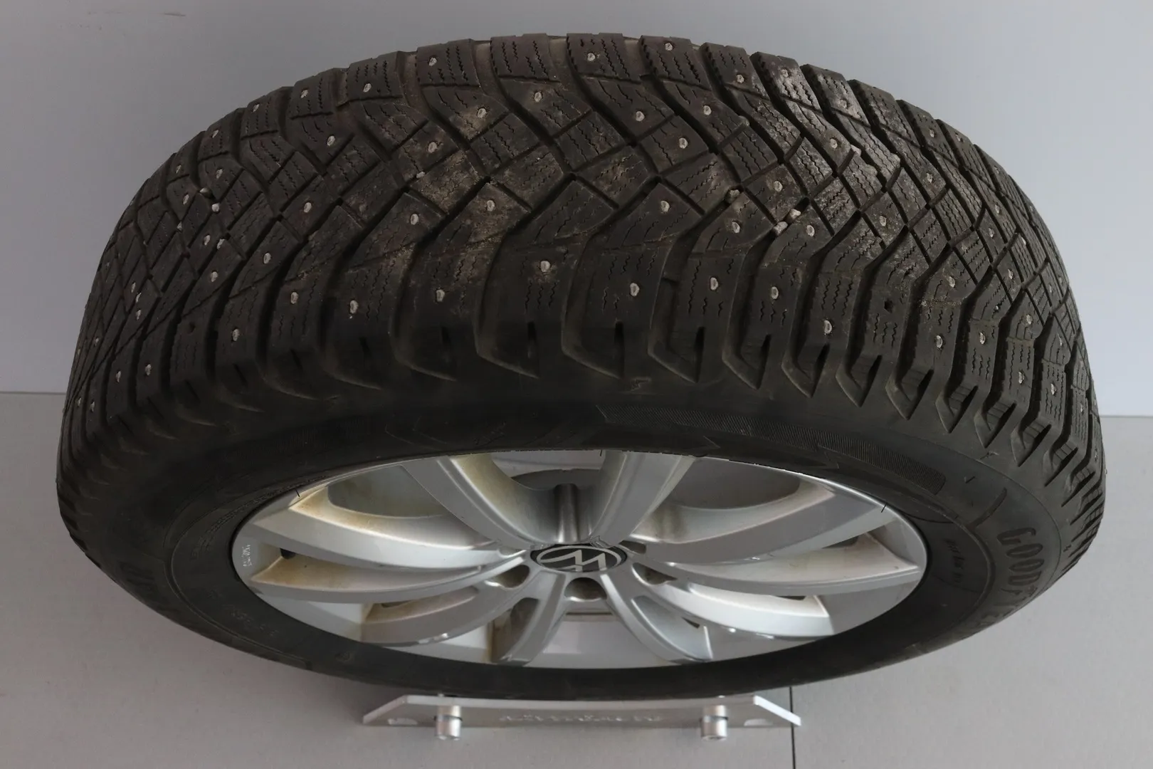 Volkswagen Tiguan NNM-489 carousel image