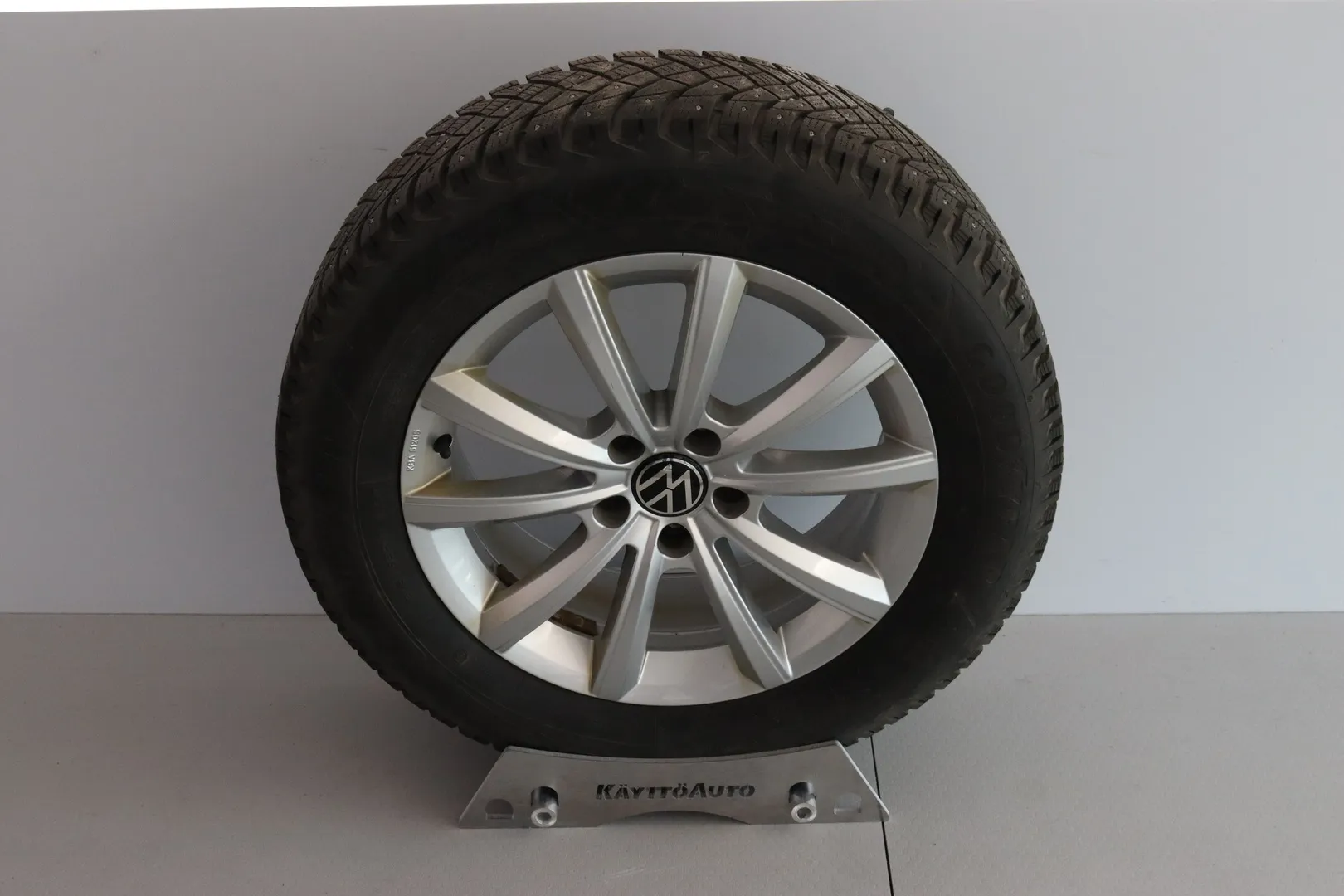 Volkswagen Tiguan NNM-489 carousel image