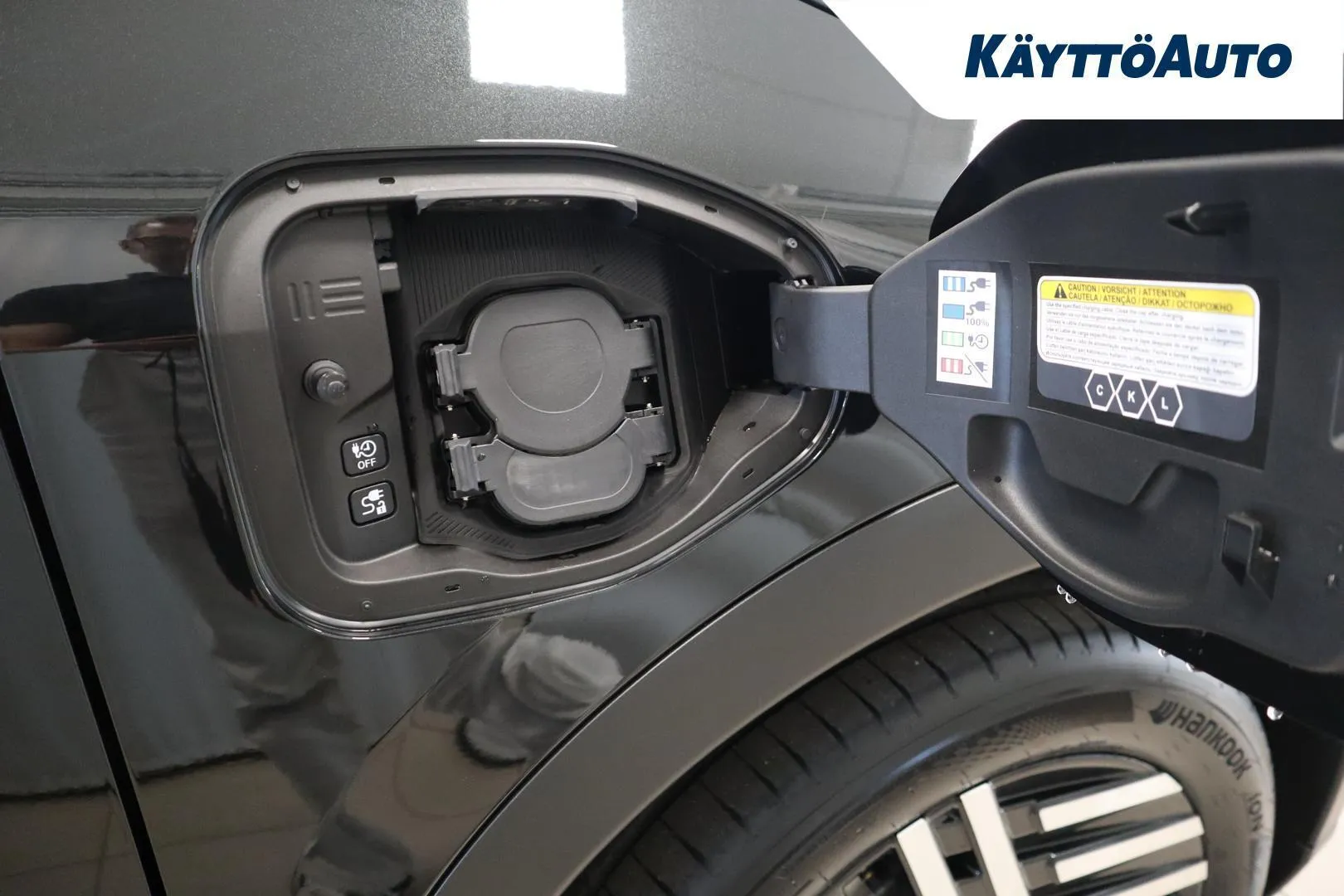 NISSAN LEAF ITJ-657 carousel image
