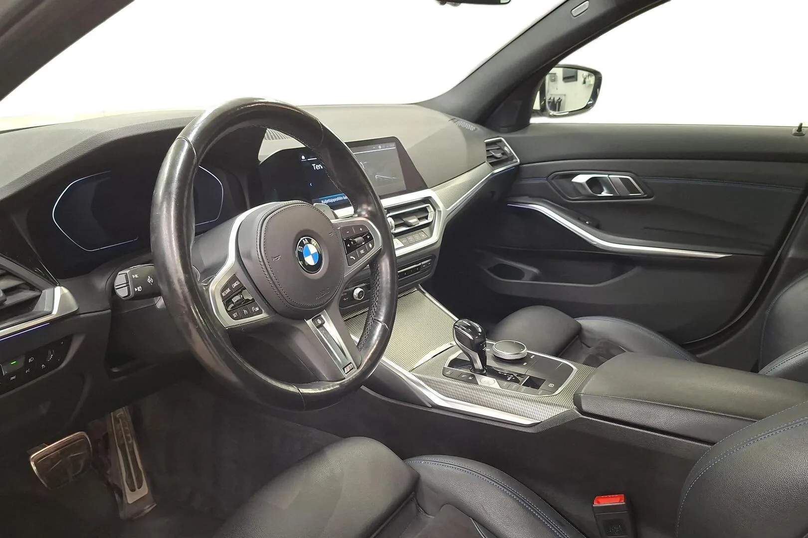 BMW 320 CPH-515 carousel image