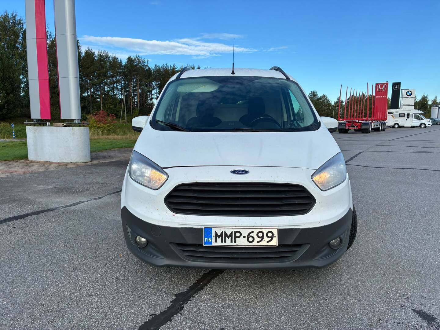 Ford Transit Courier 2016, photo 6/11