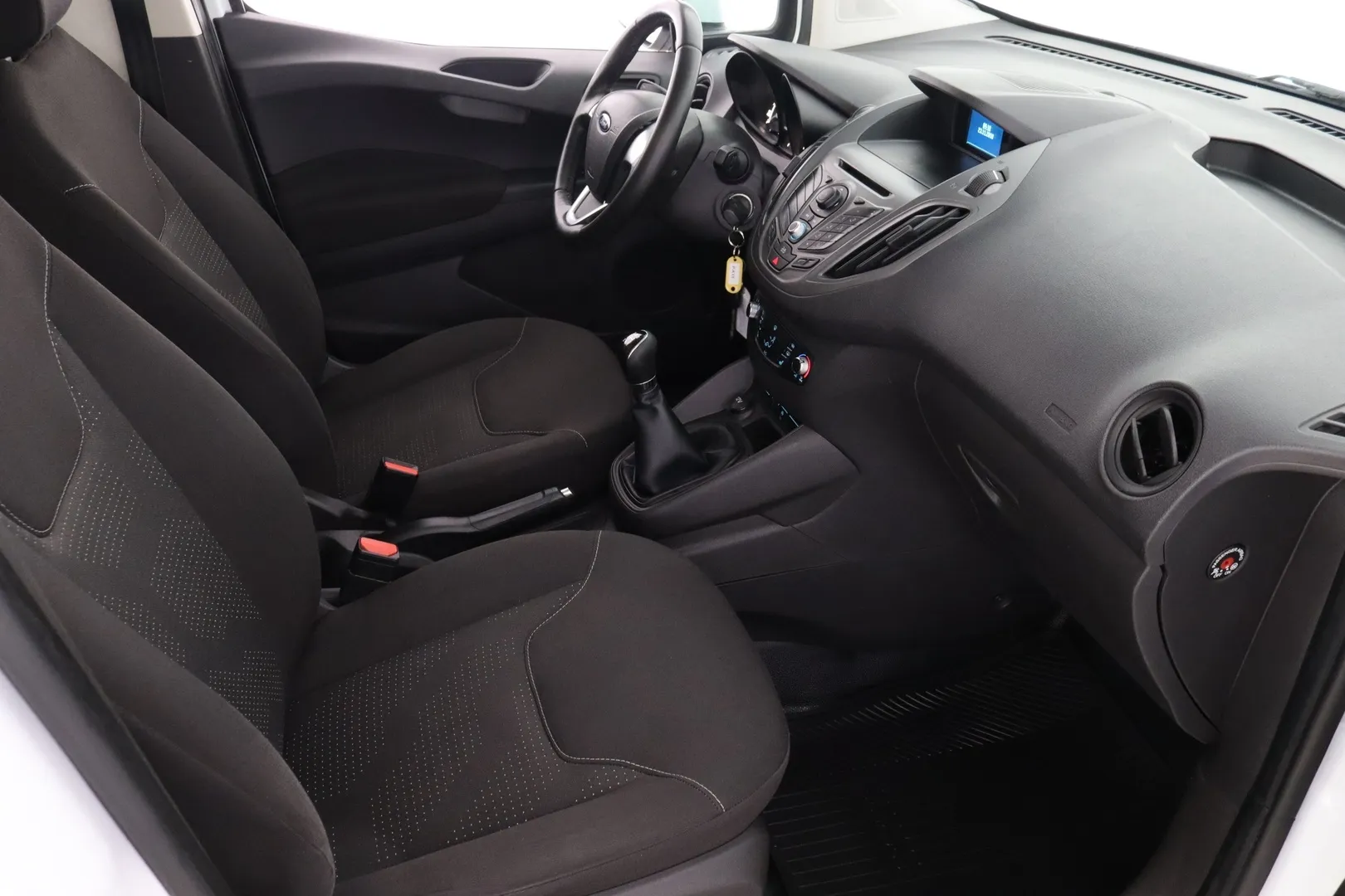 Ford Transit Courier MMP-699 carousel image