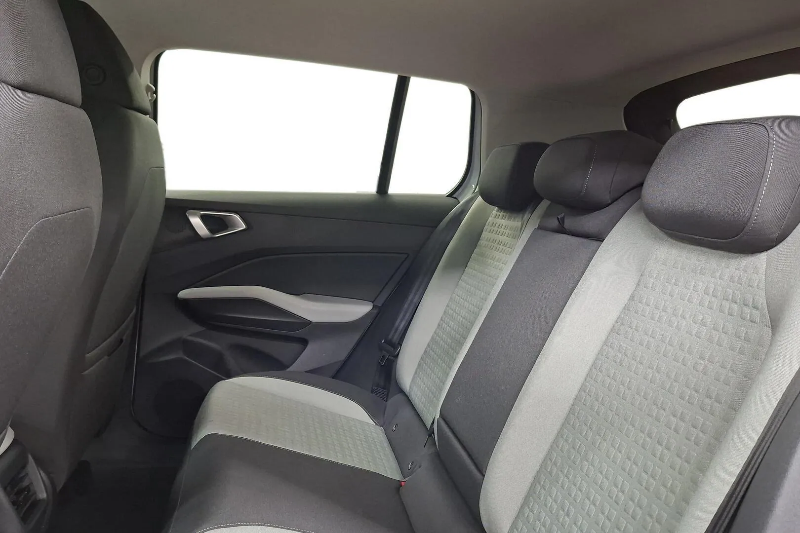 Skoda Epiq LTS-557 carousel image