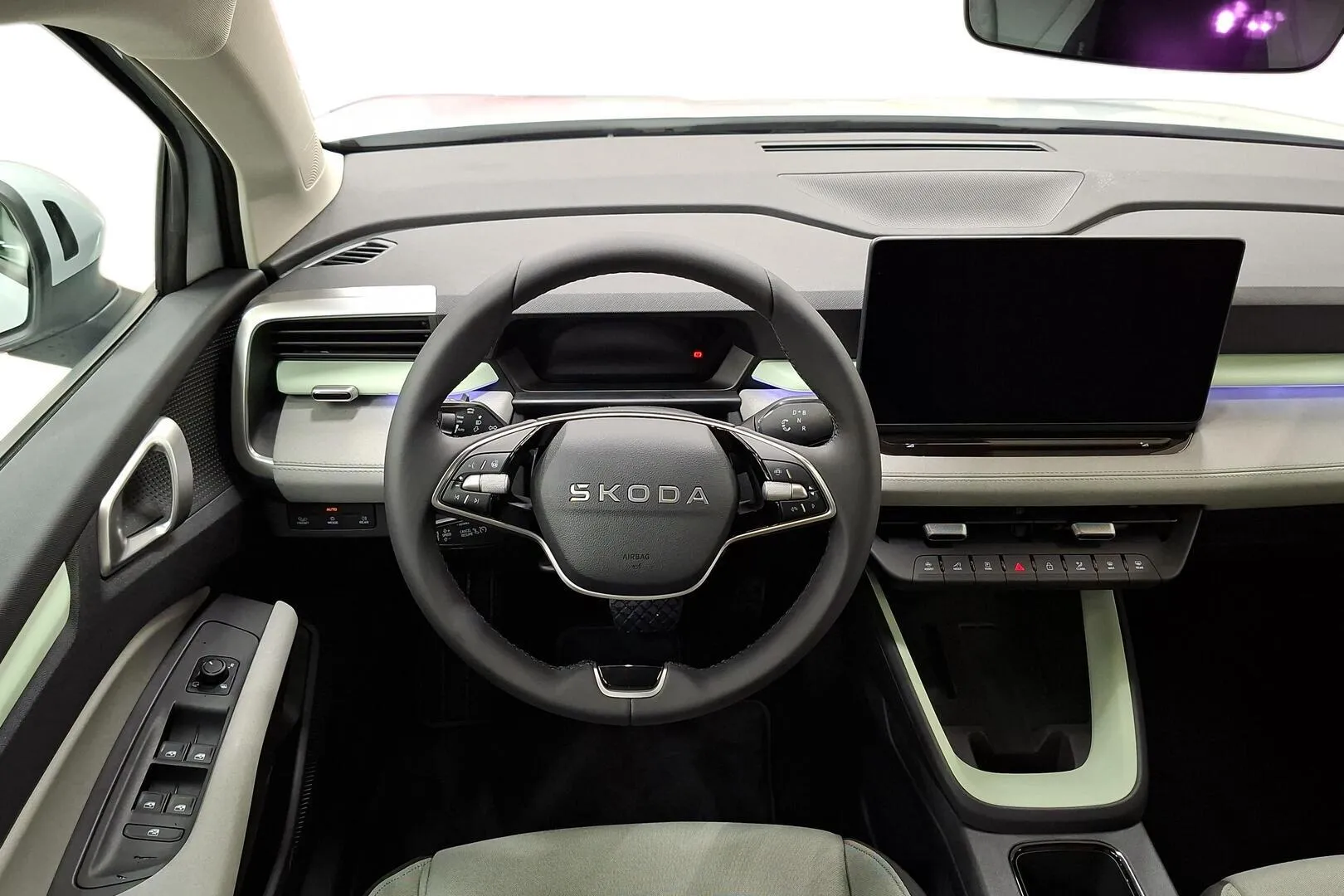 Skoda Epiq LTS-557 carousel image