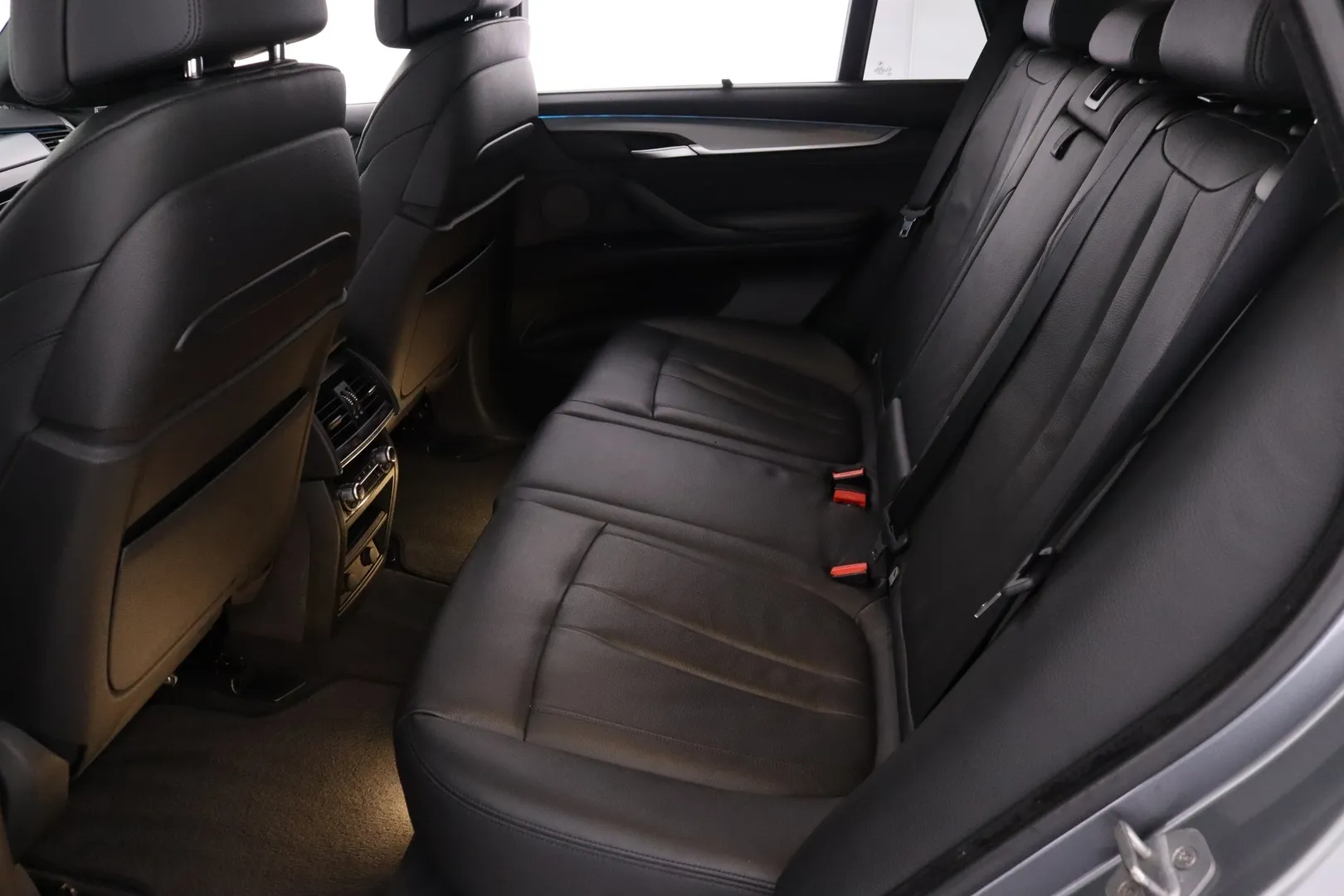 BMW X5 KTT-138 carousel image