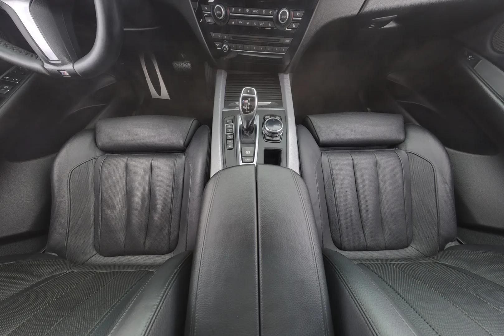BMW X5 KTT-138 carousel image