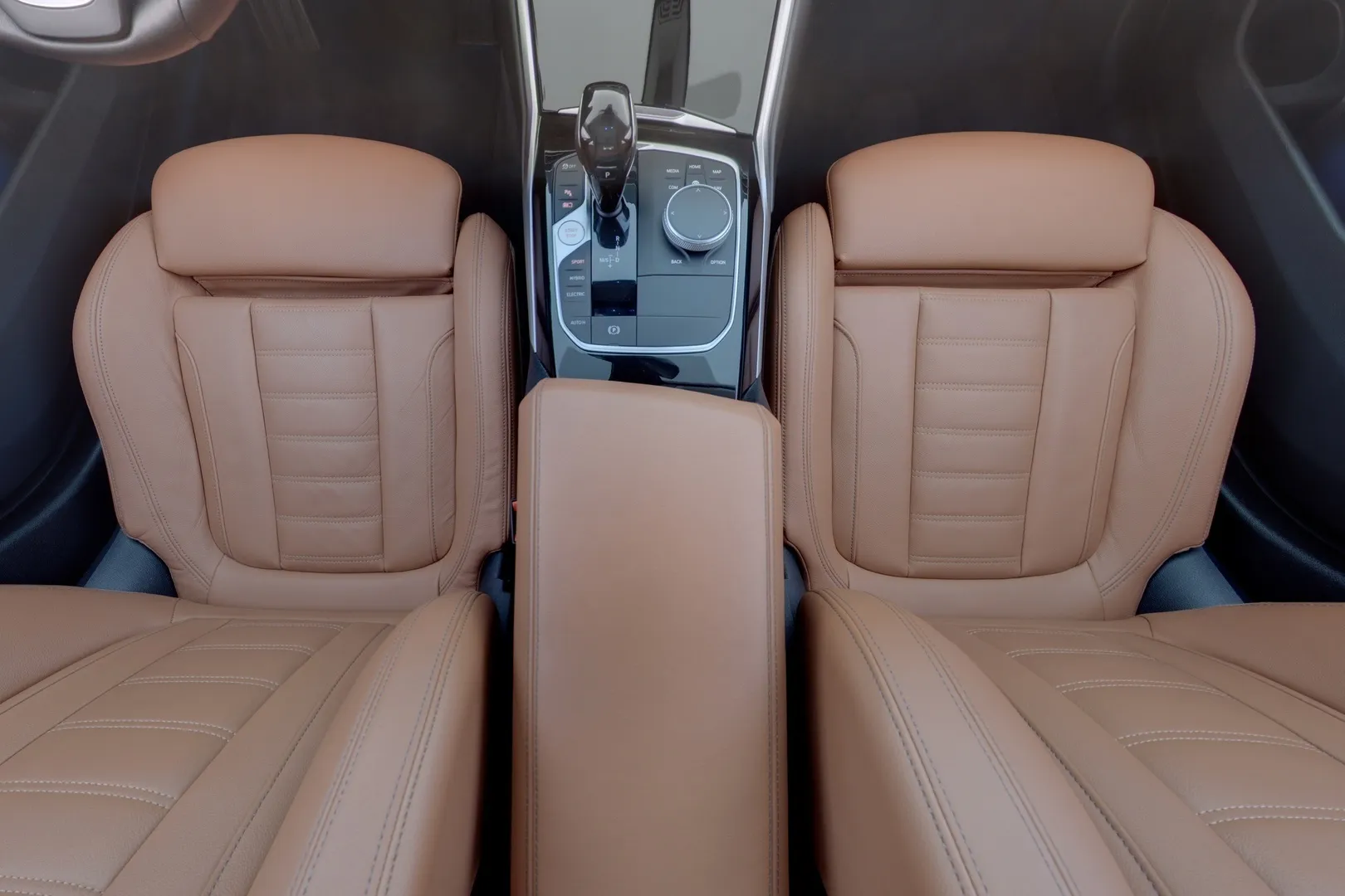 BMW 330 GOG-801 carousel image