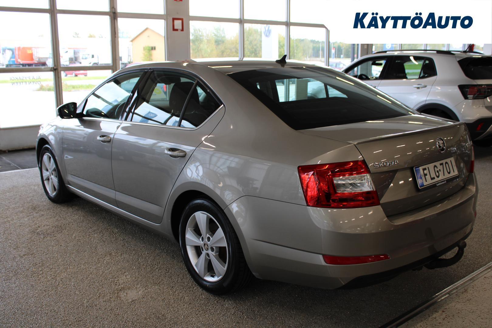 Skoda Octavia 2013, kuva 2/22