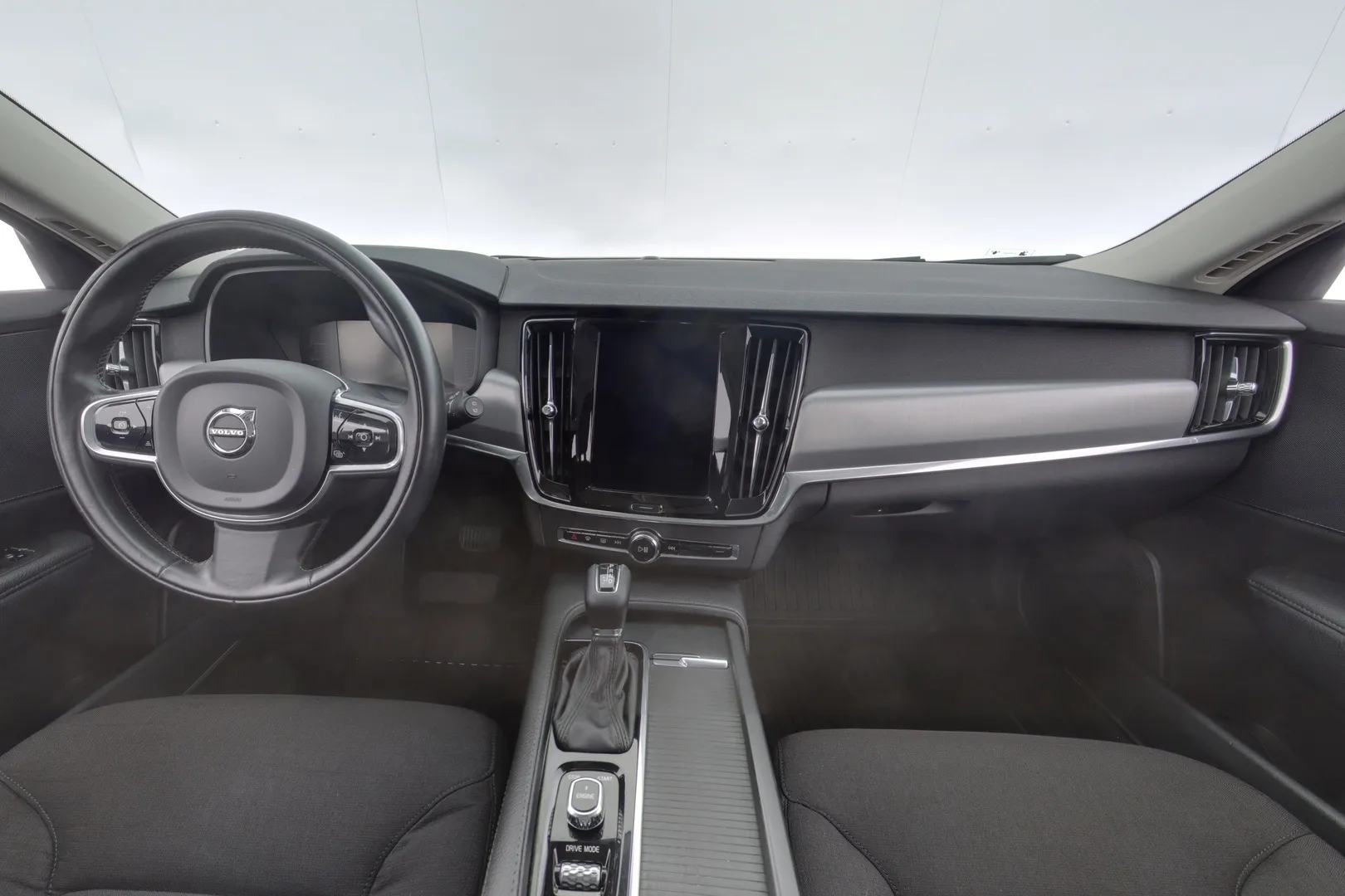 Volvo V90 MMU-861 carousel image