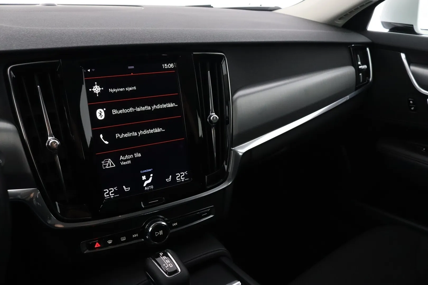 Volvo V90 MMU-861 carousel image