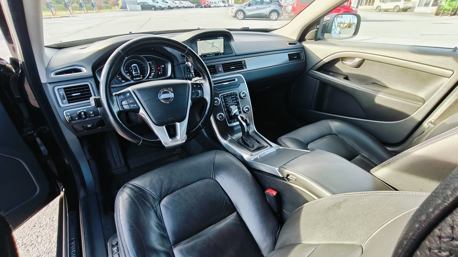 Volvo XC70 D4 AWD Classic aut 2014, photo 4/6