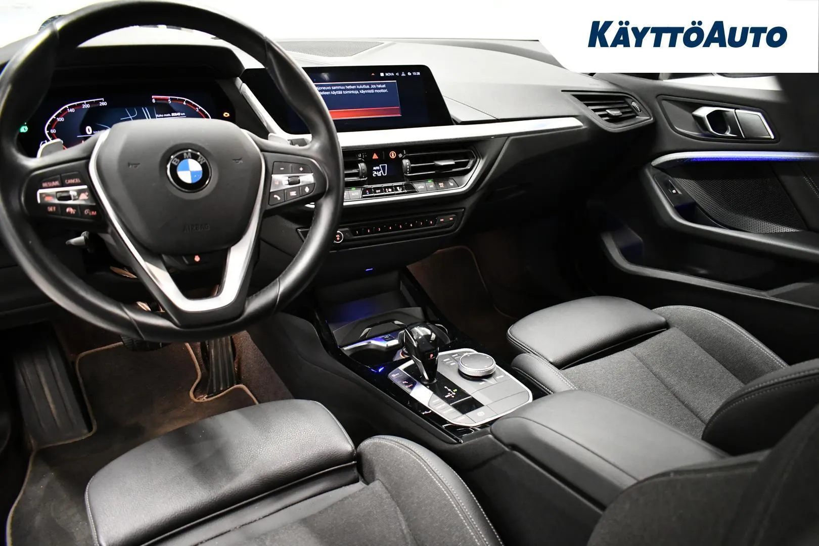 BMW 120 CPI-170 carousel image