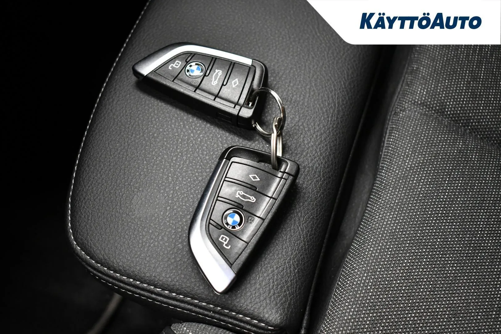 BMW 120 CPI-170 carousel image