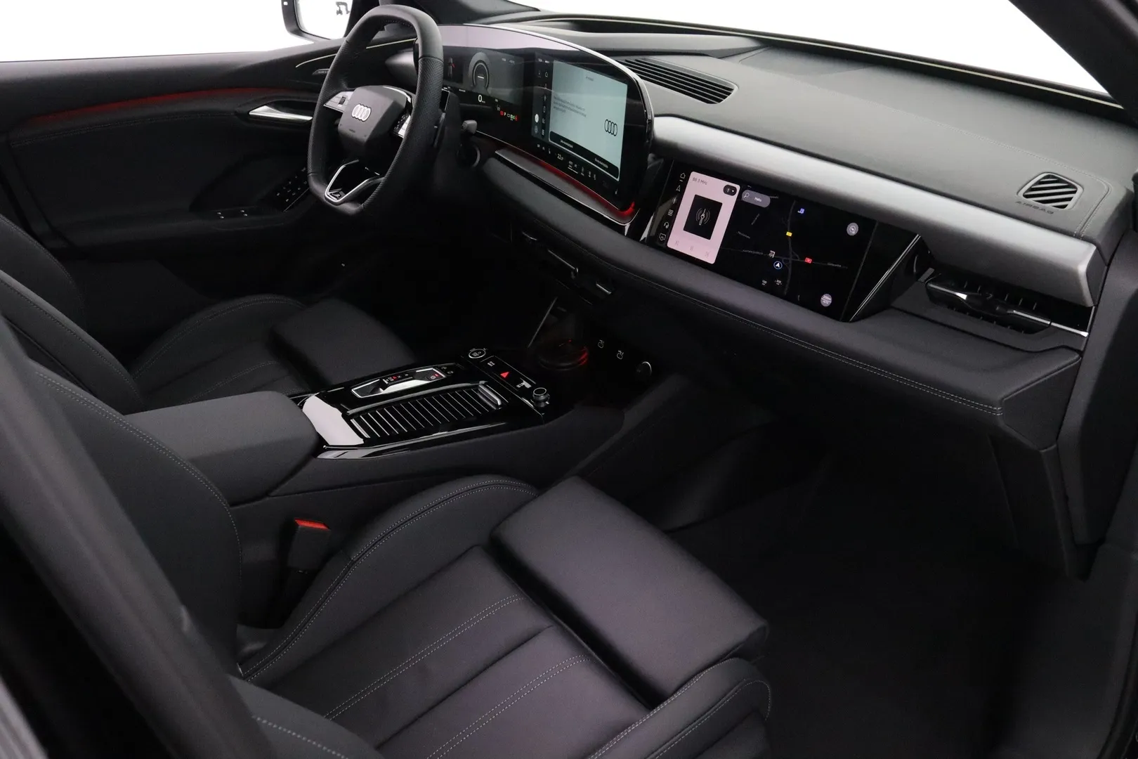 Audi Q6 e-tron SZN-869 carousel image