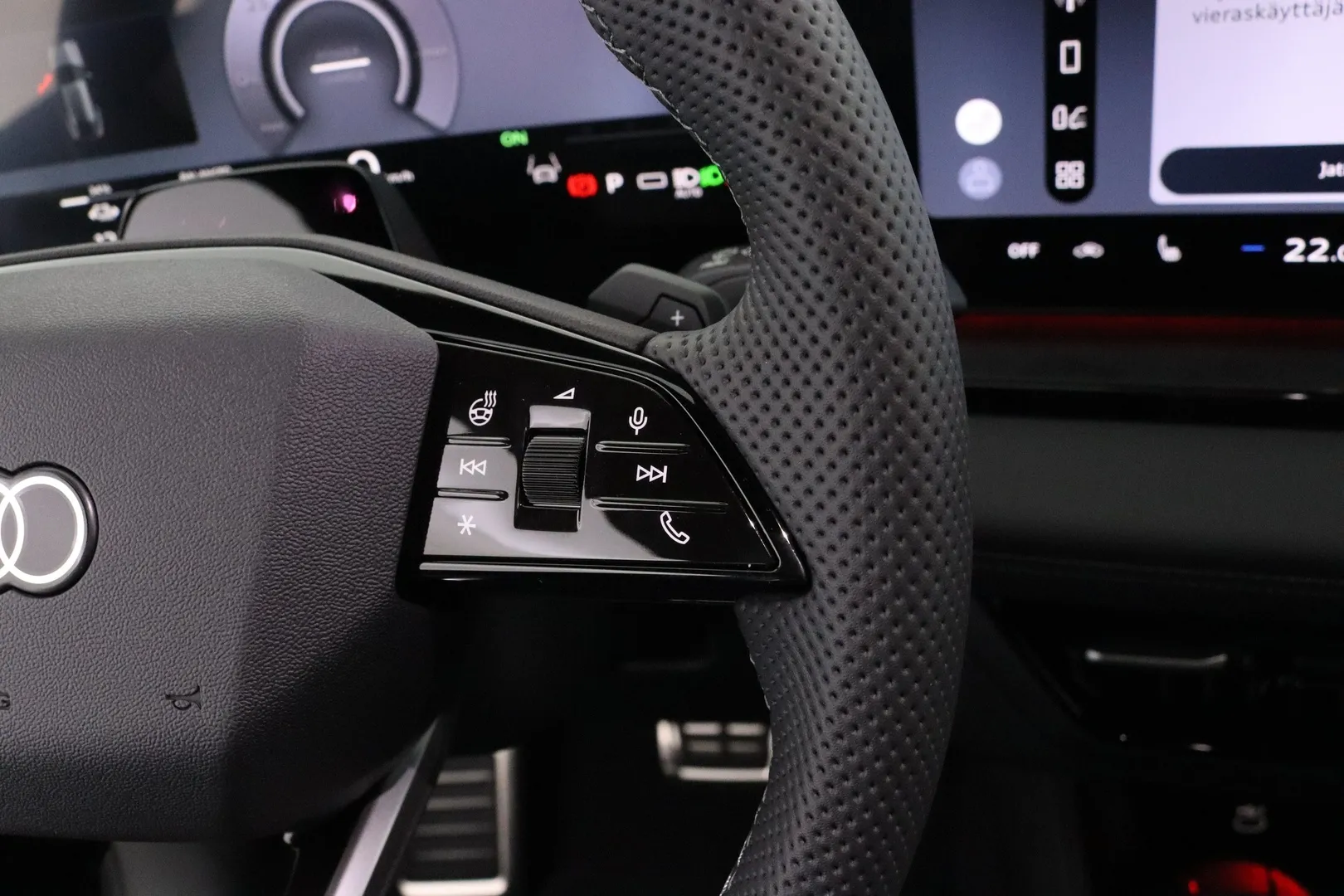 Audi Q6 e-tron SZN-869 carousel image