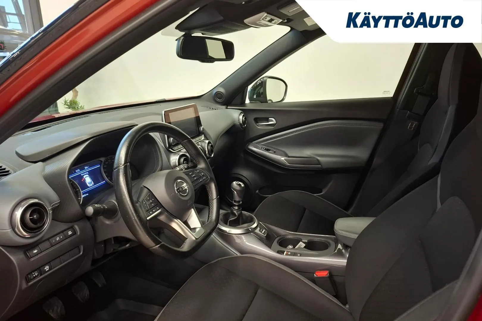 Nissan Juke CRE-153 carousel image