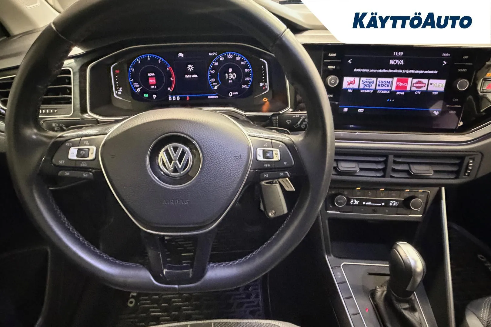 Volkswagen Polo OZL-589 carousel image
