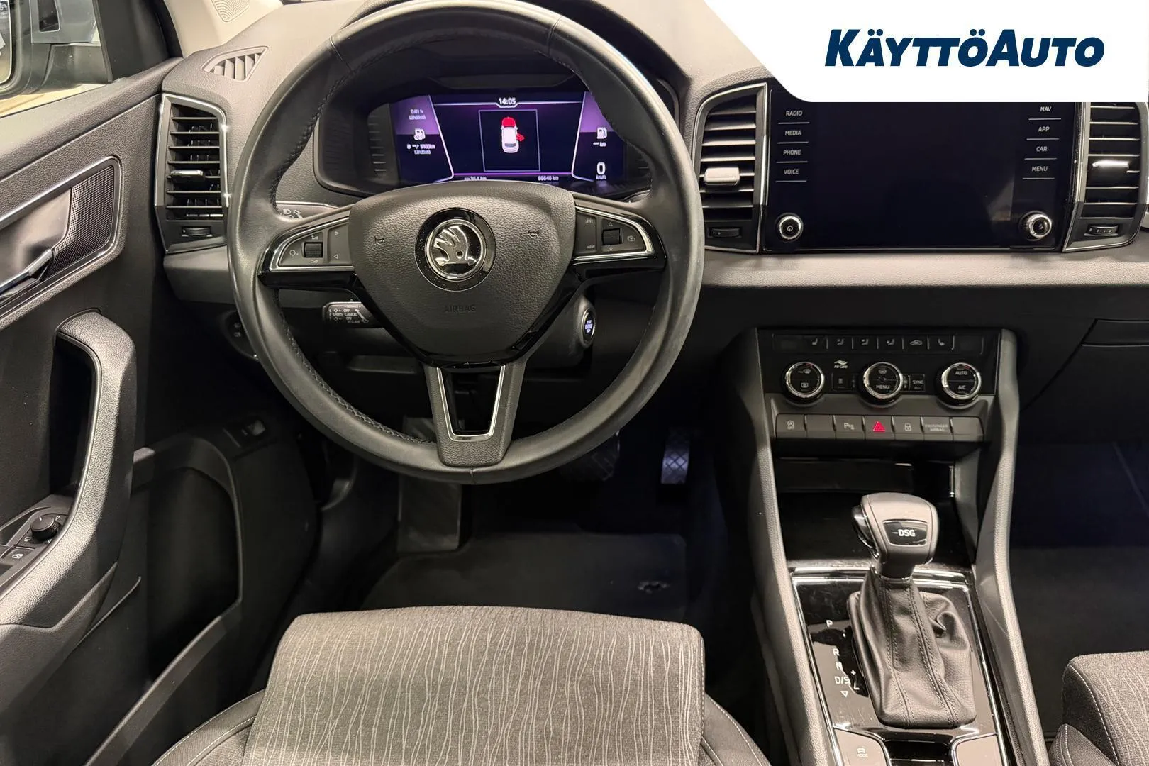Skoda Karoq CON-823 carousel image