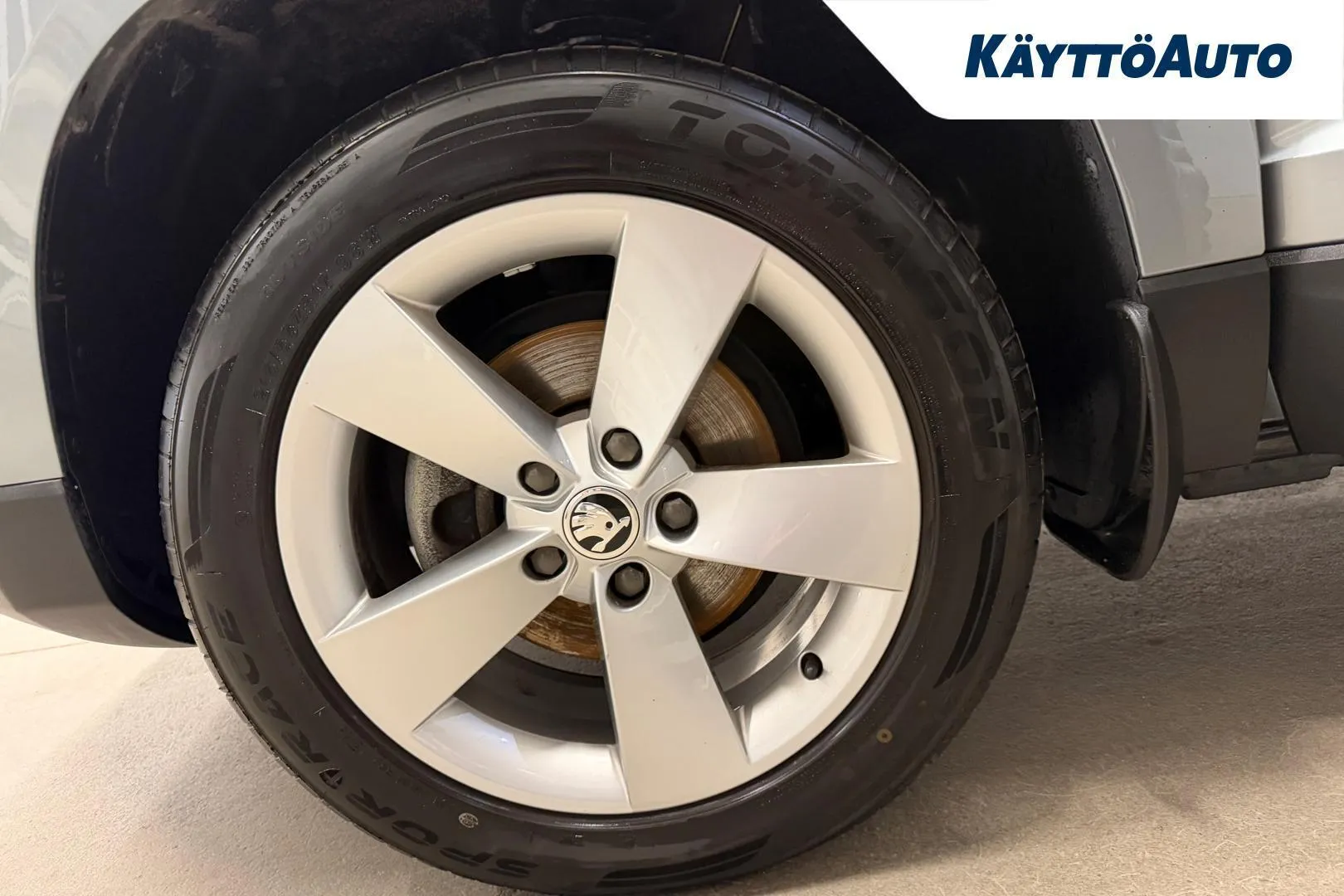Skoda Karoq CON-823 carousel image