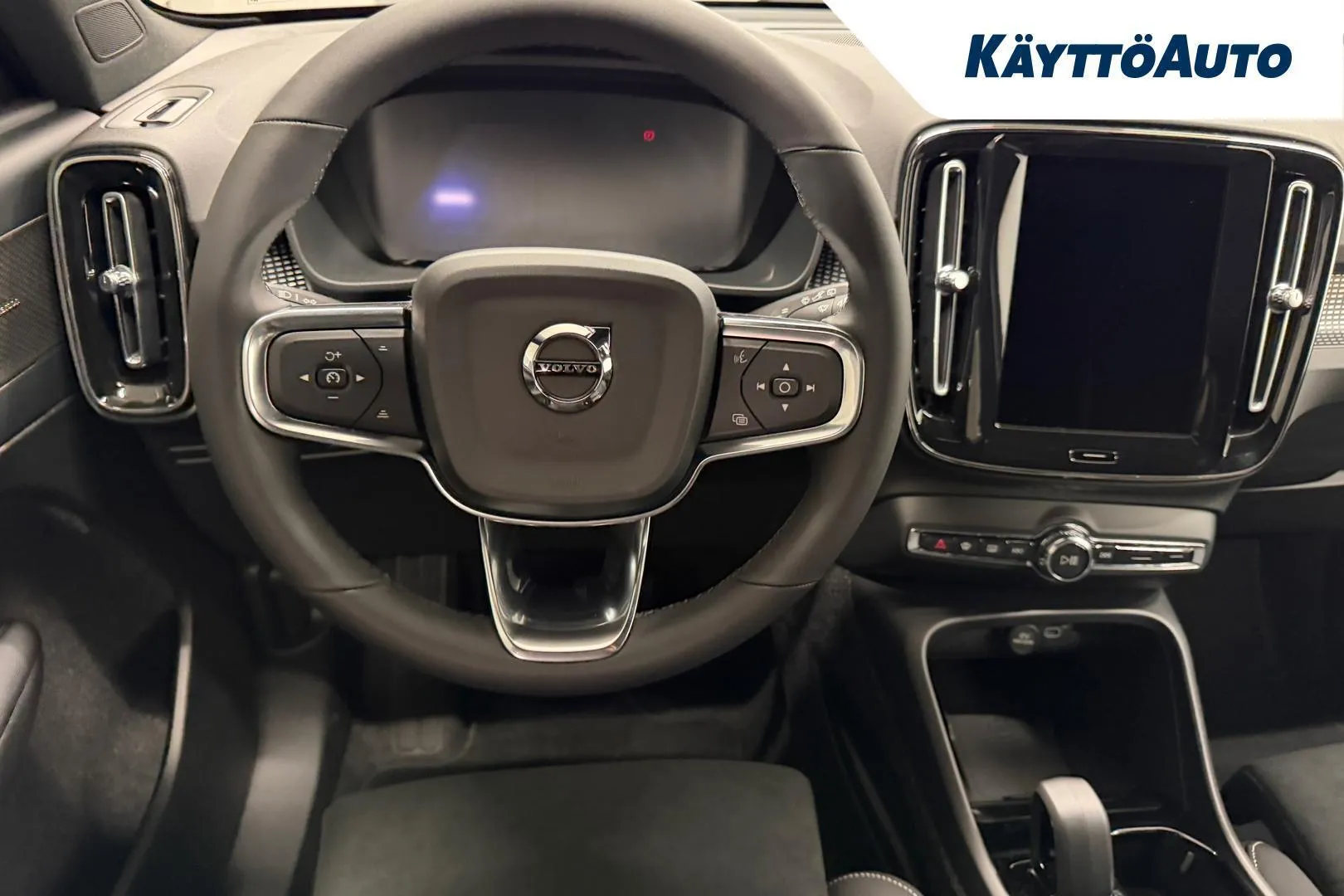 Volvo EX40 ITE-415 carousel image