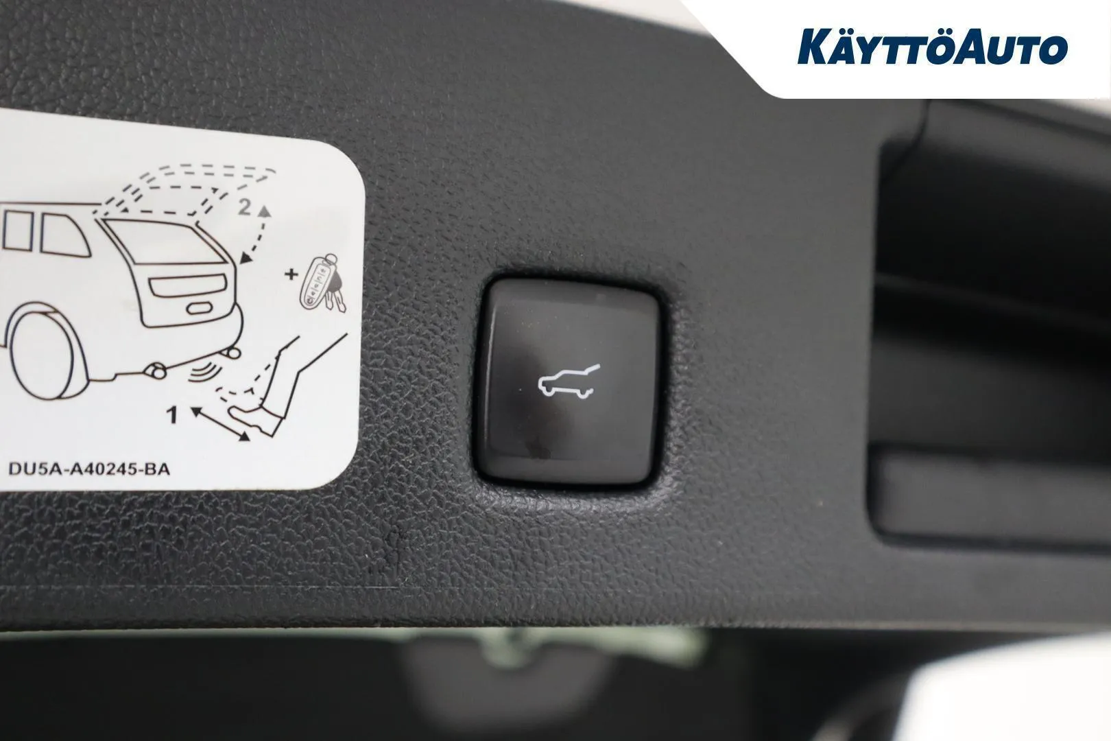 Ford Kuga ESL-847 carousel image