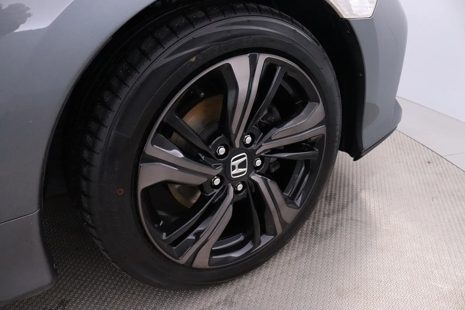 Honda Civic MNE-742 carousel image