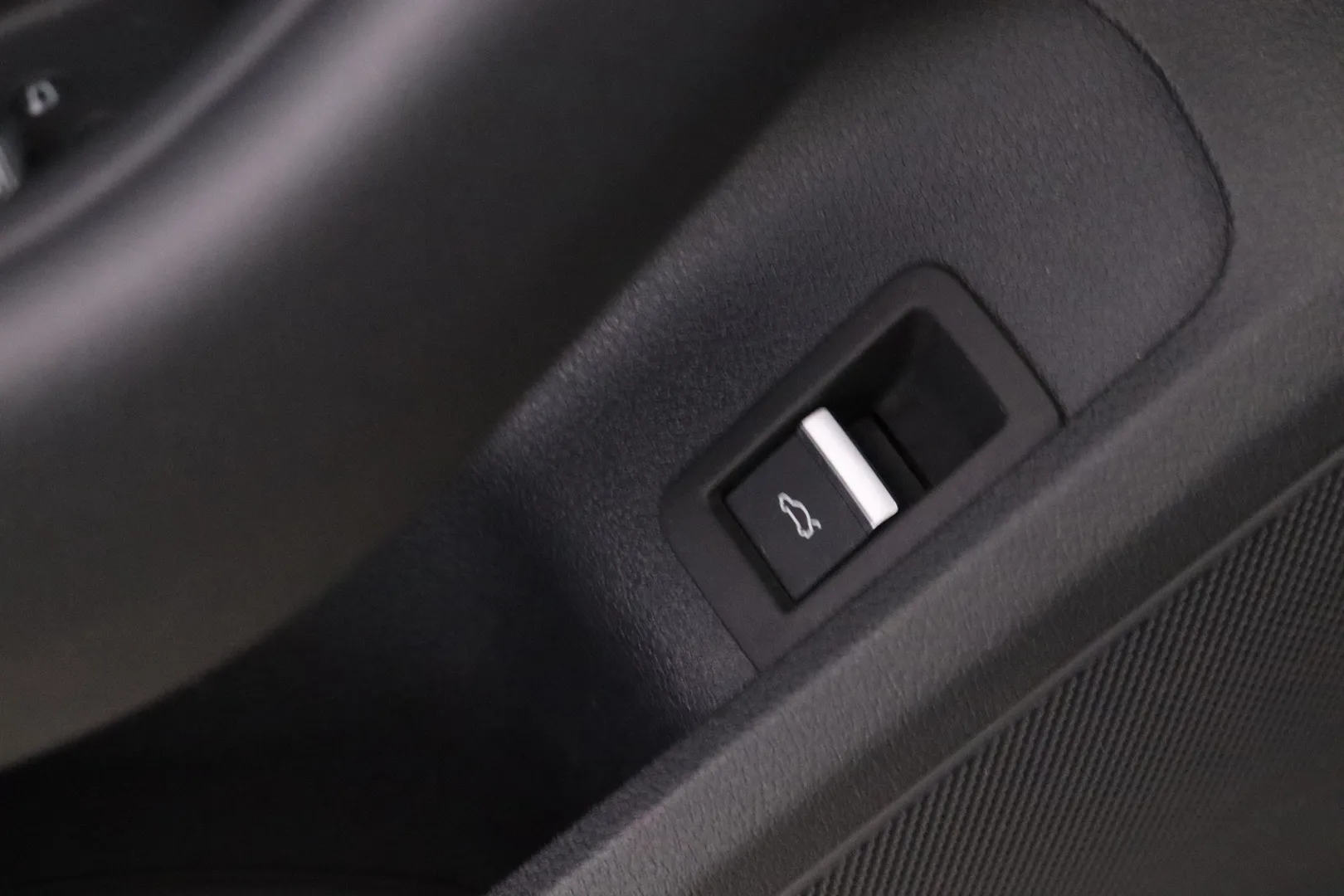 Audi A4 ETO-428 carousel image