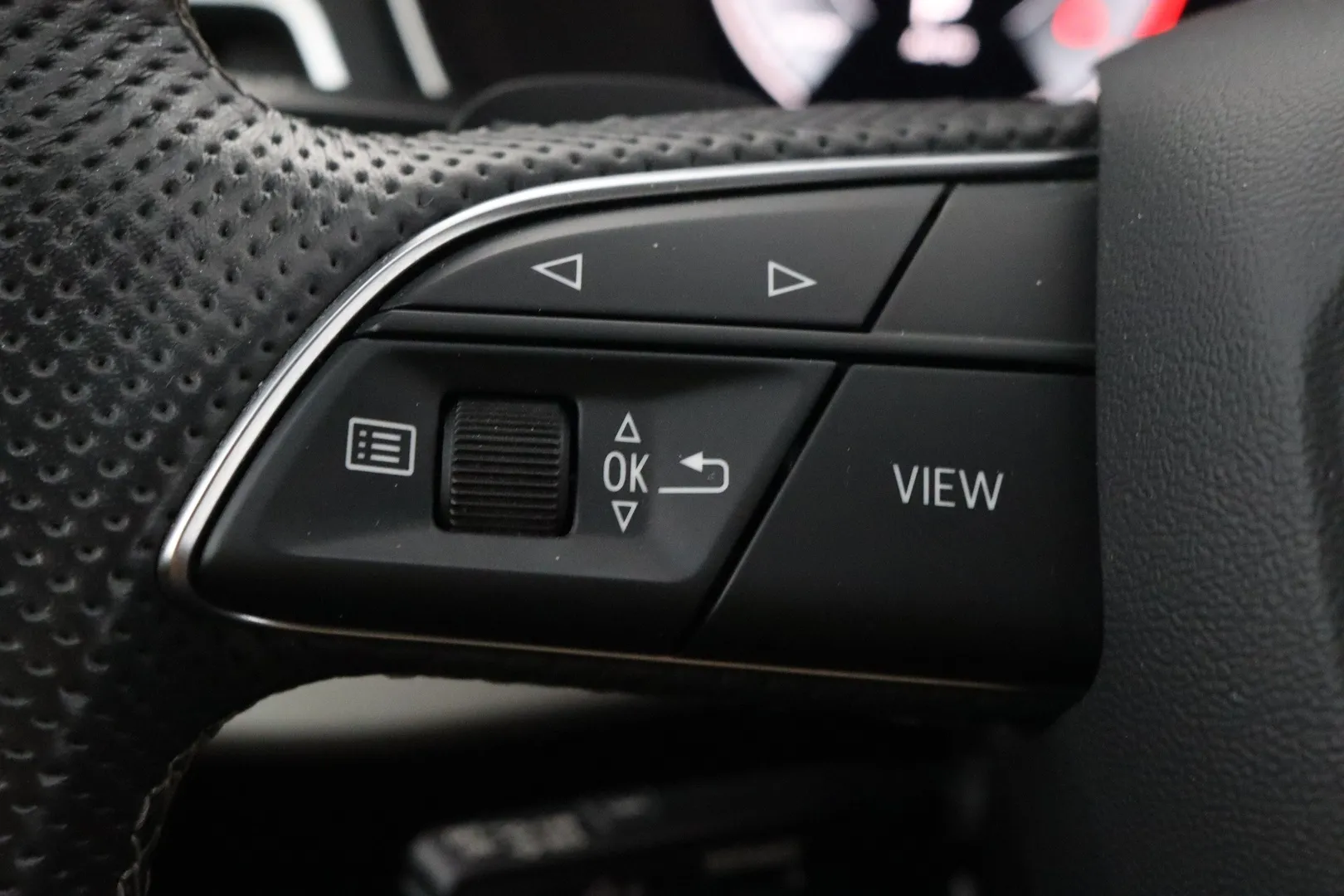 Audi A4 ETO-428 carousel image