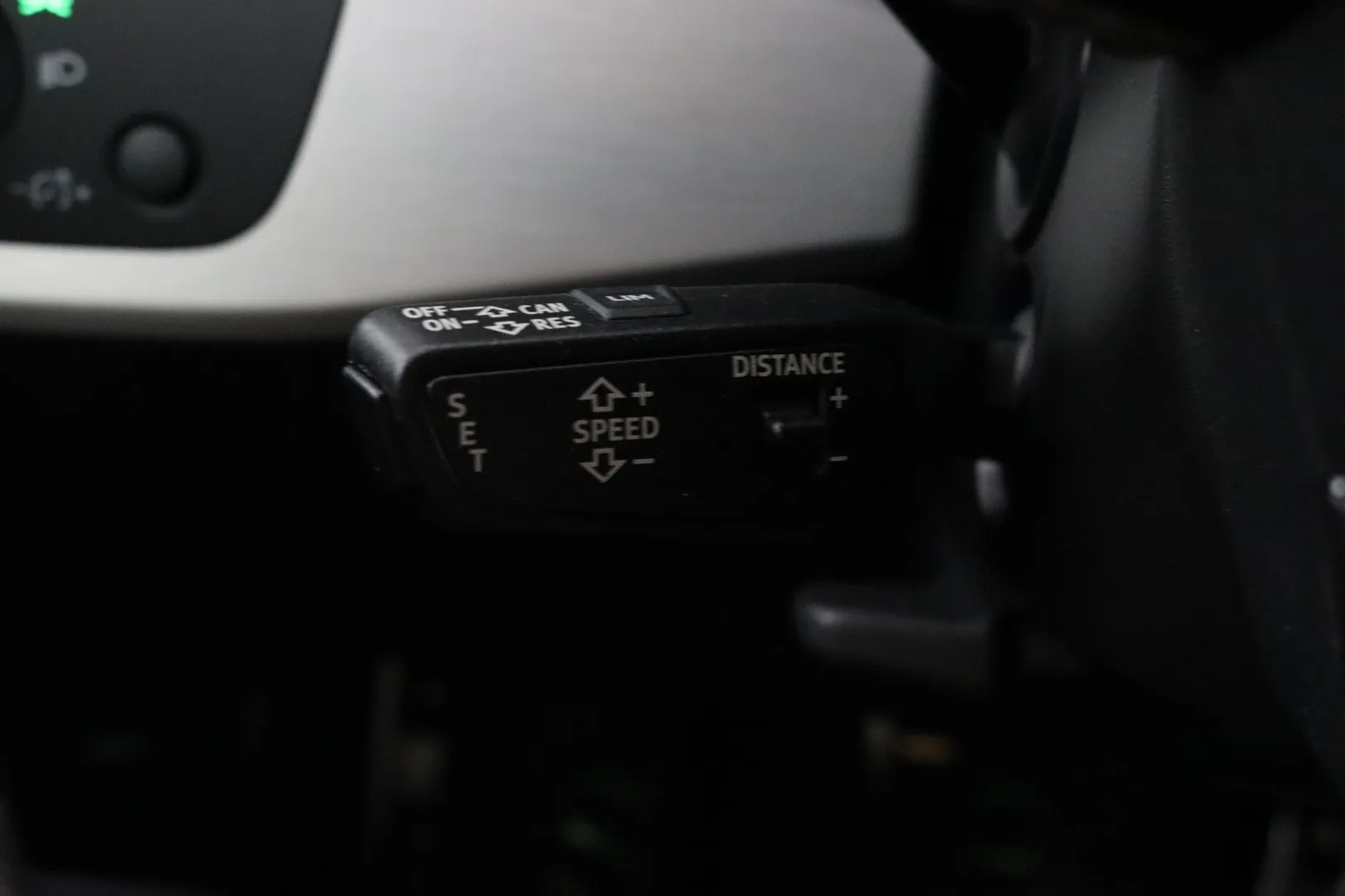 Audi A4 ETO-428 carousel image