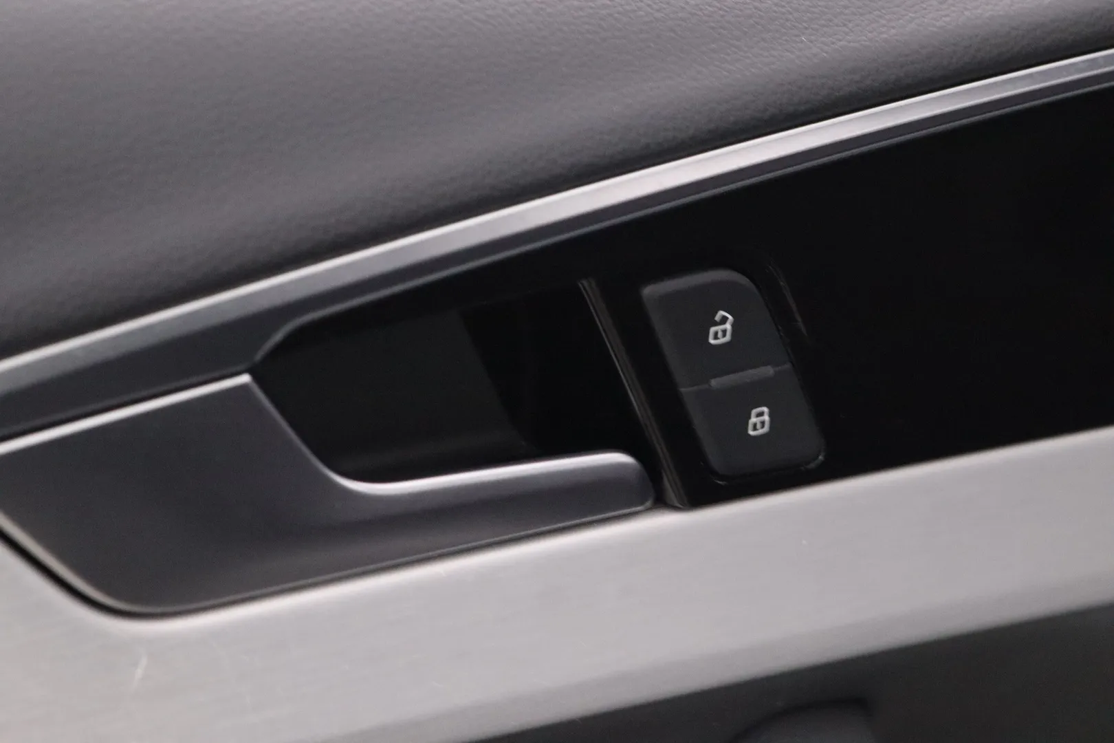 Audi A4 ETO-428 carousel image