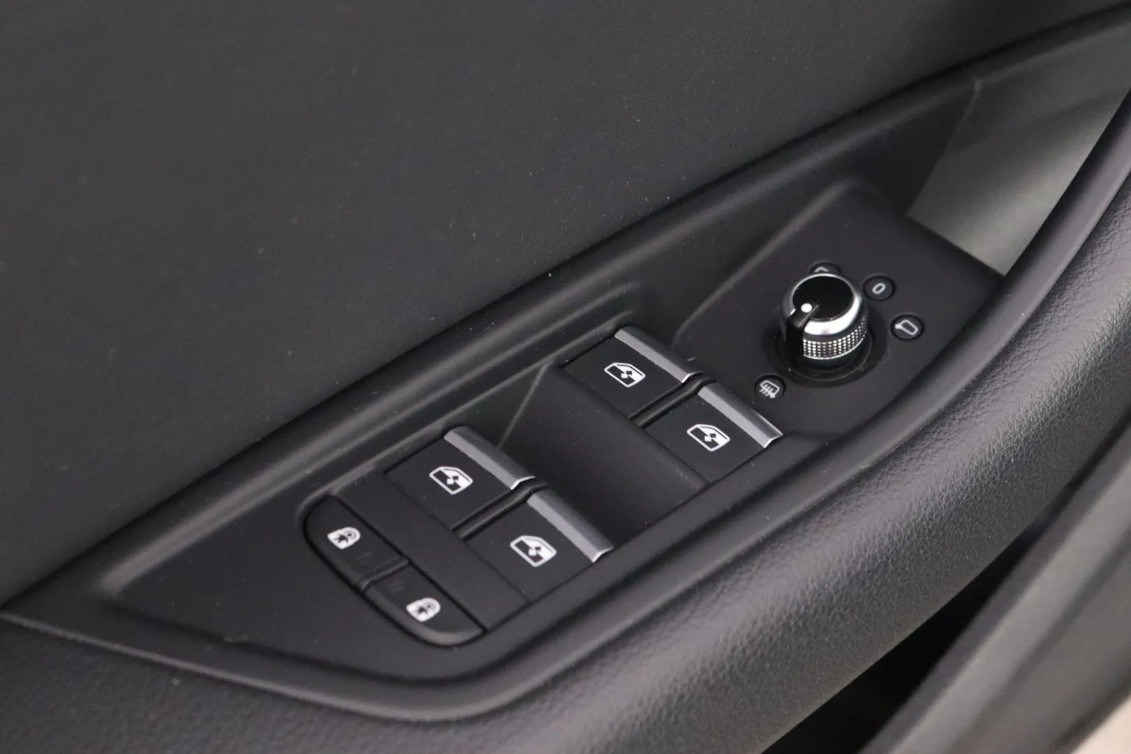 Audi A4 ETO-428 carousel image