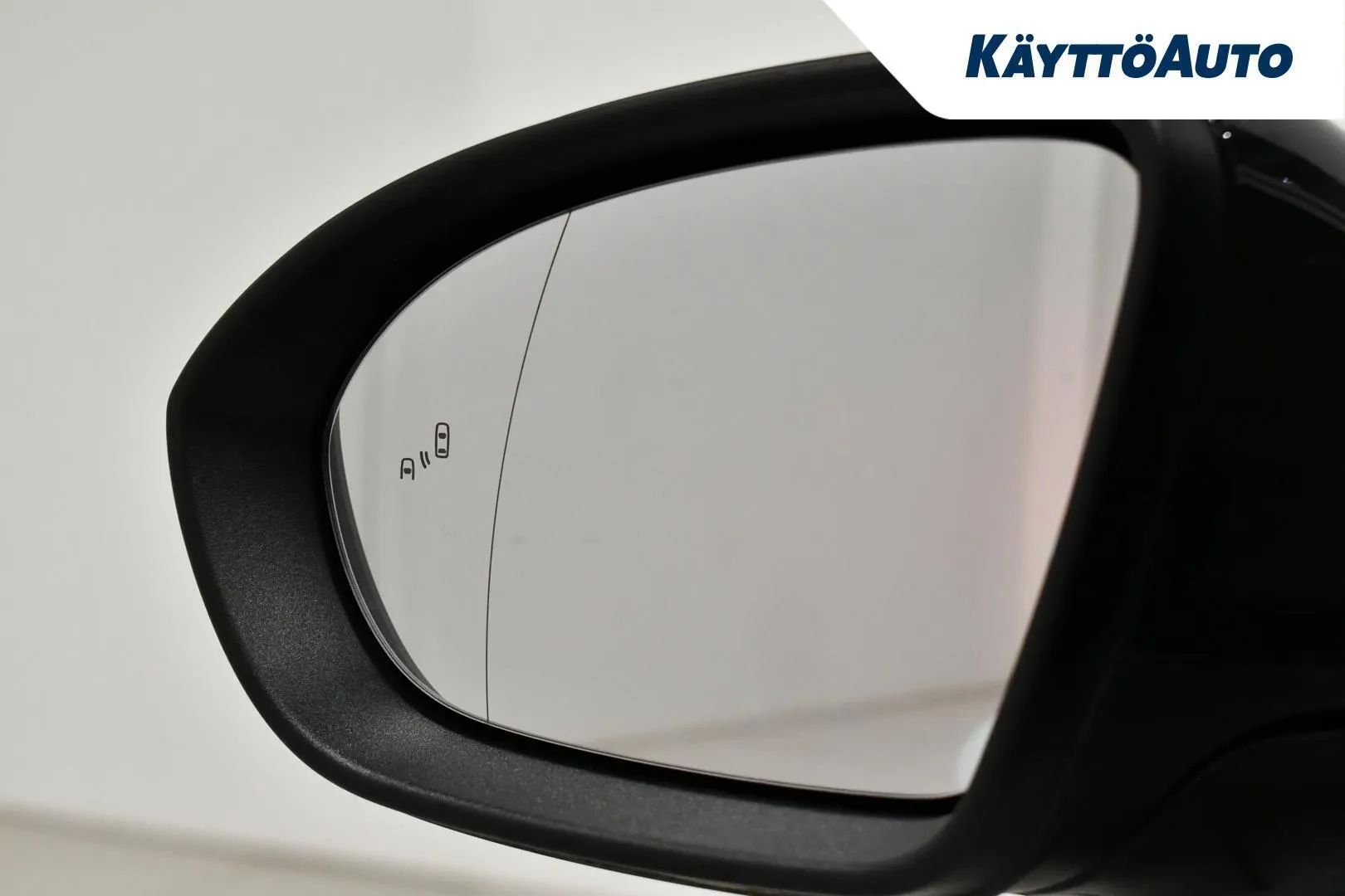 Opel Astra YKF-901 carousel image