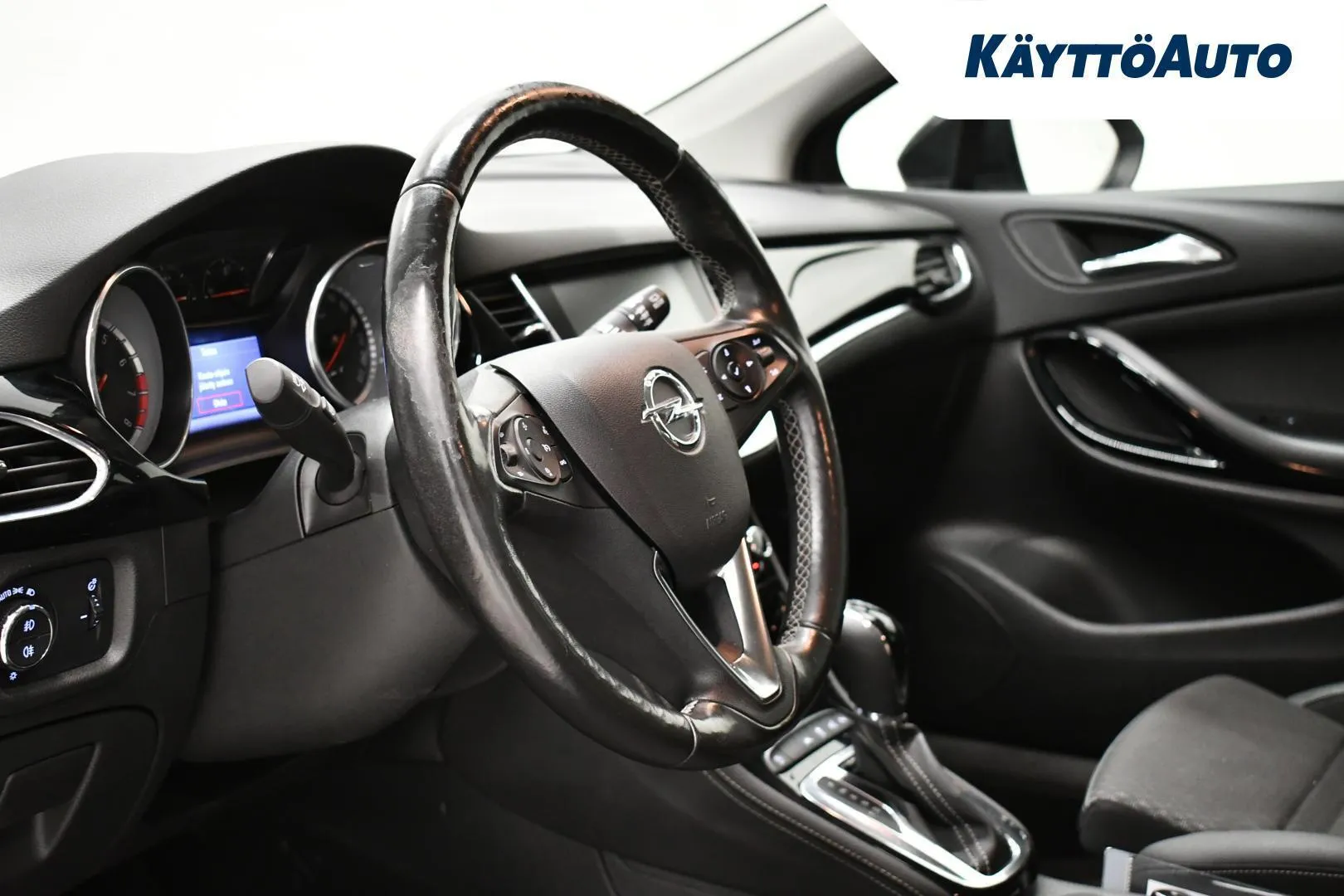 Opel Astra YKF-901 carousel image