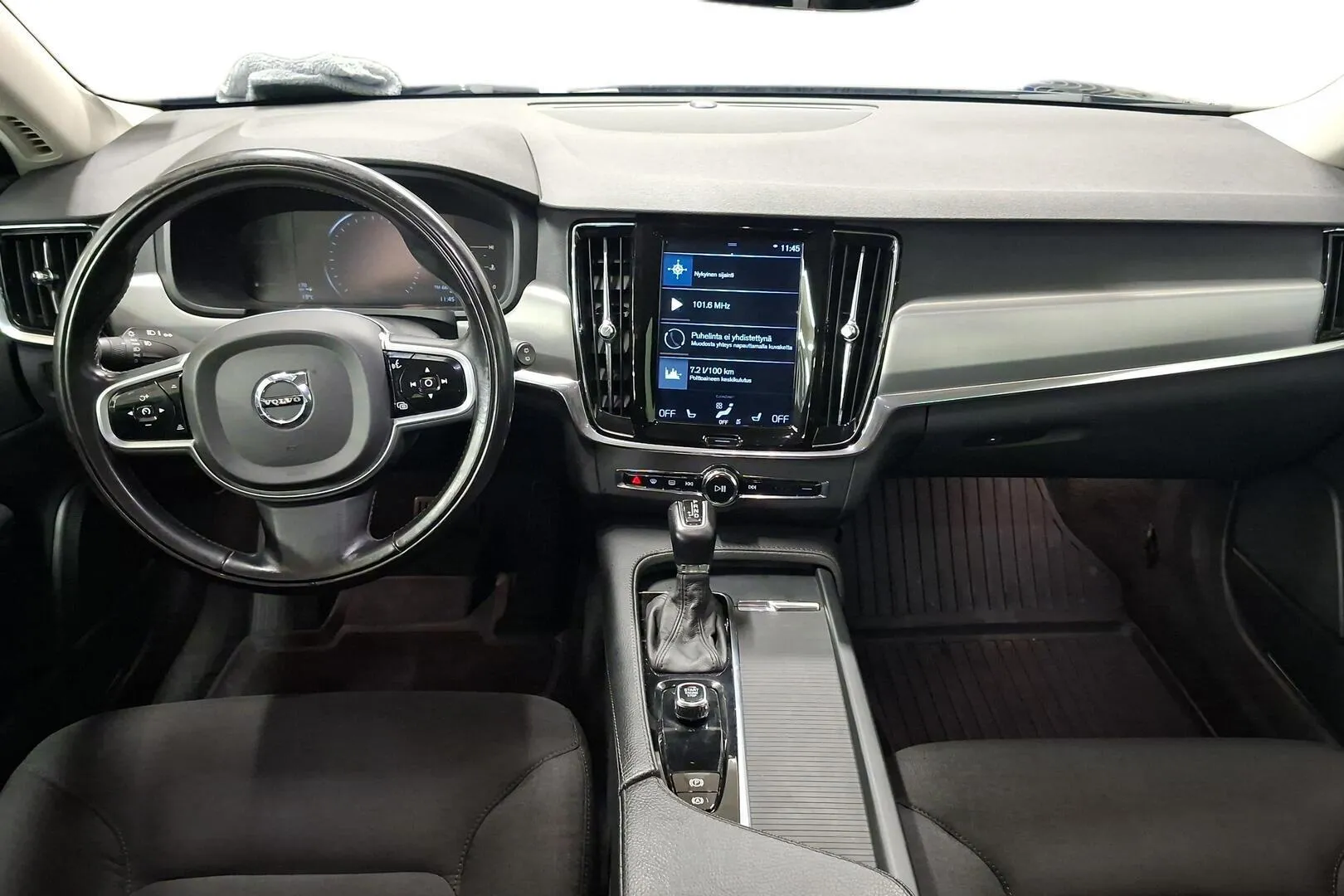Volvo V90 YJX-307 carousel image
