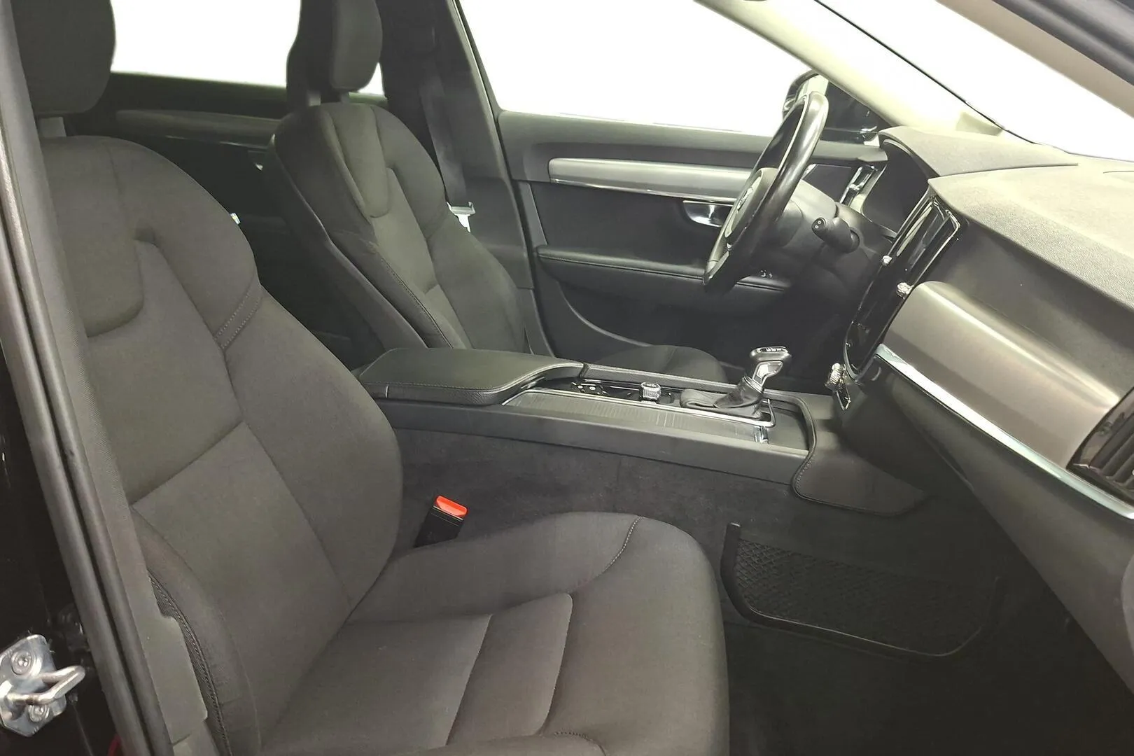 Volvo V90 YJX-307 carousel image