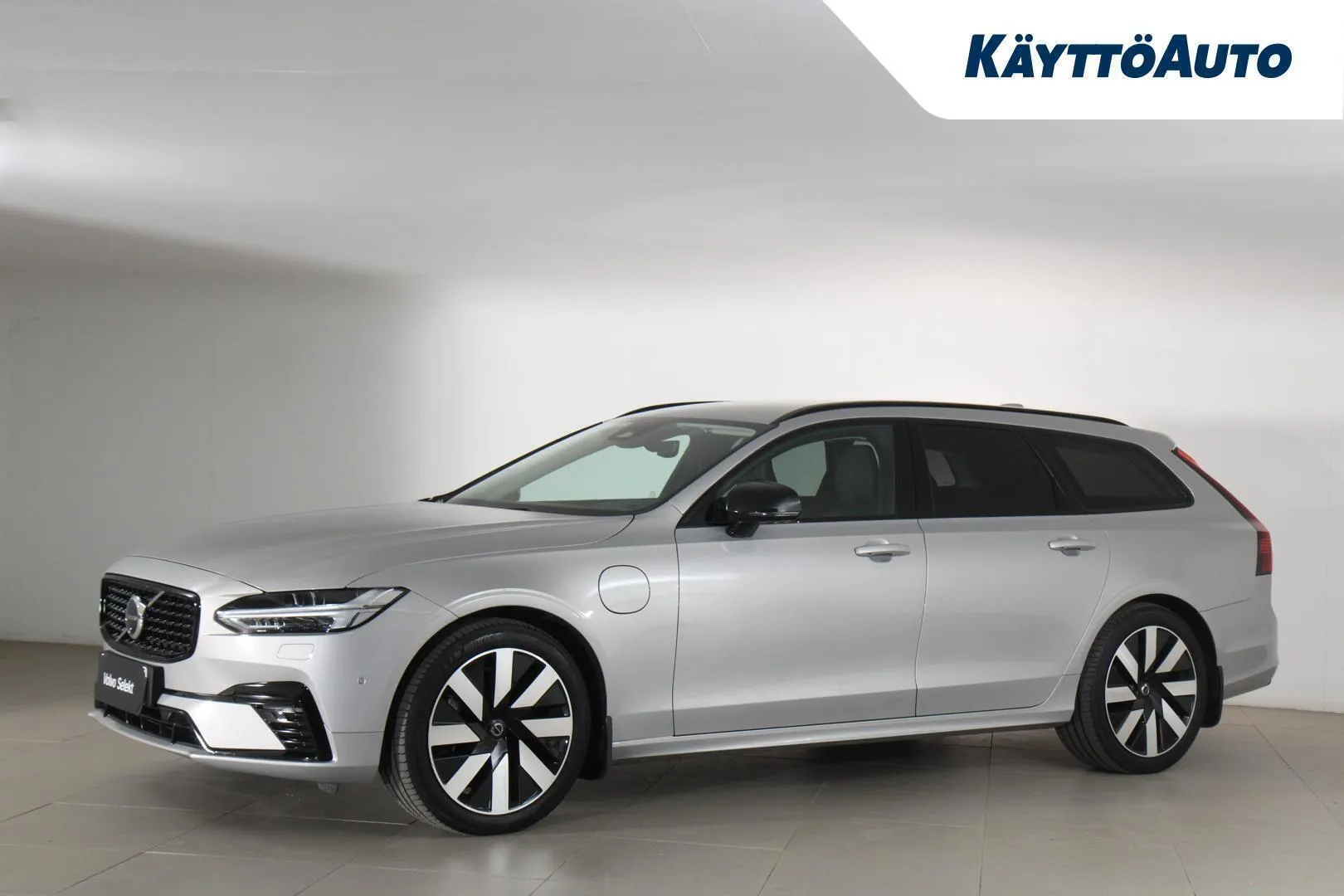 VOLVO V90 MSN-906 carousel image