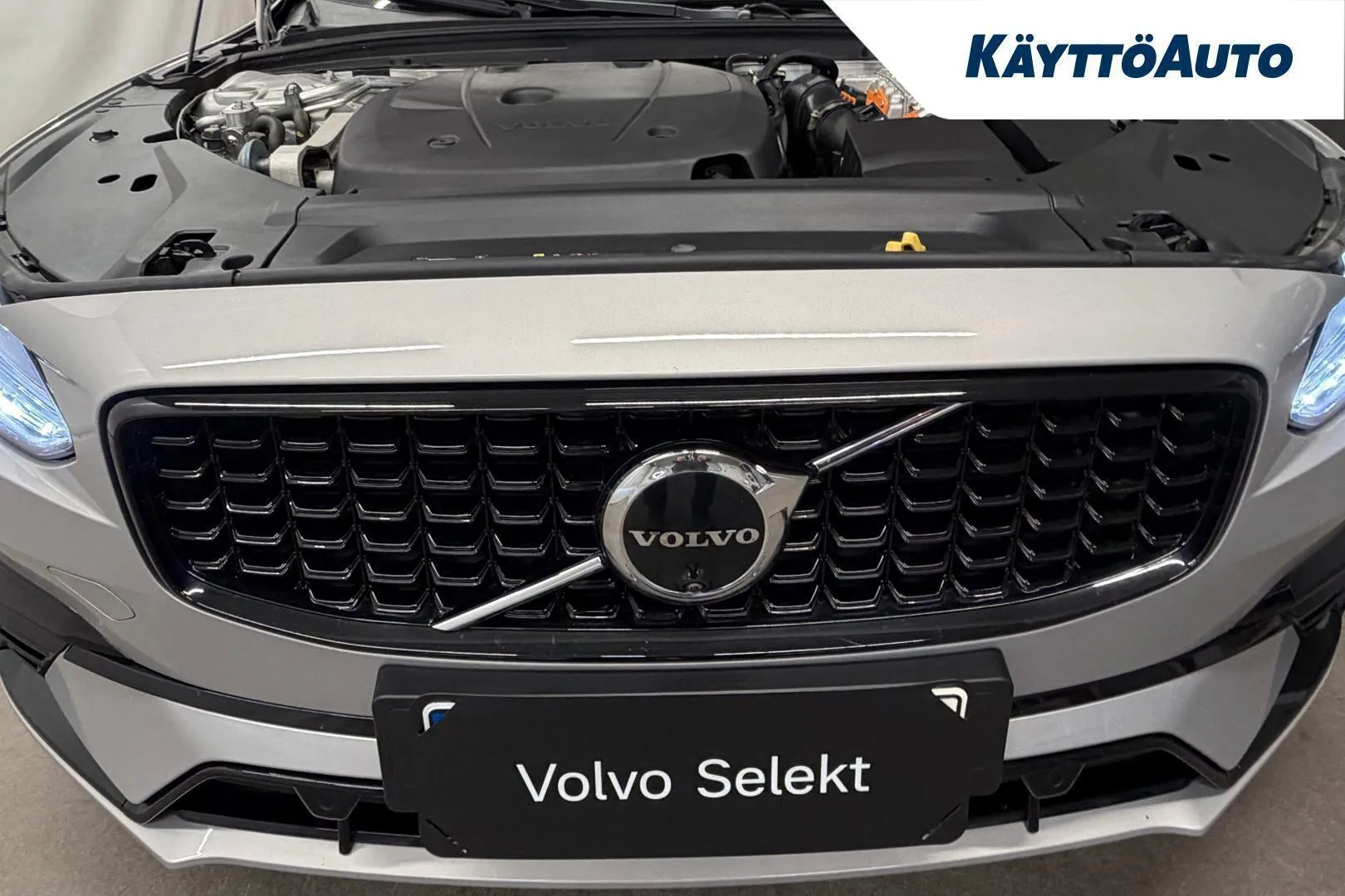 VOLVO V90 MSN-906 carousel image