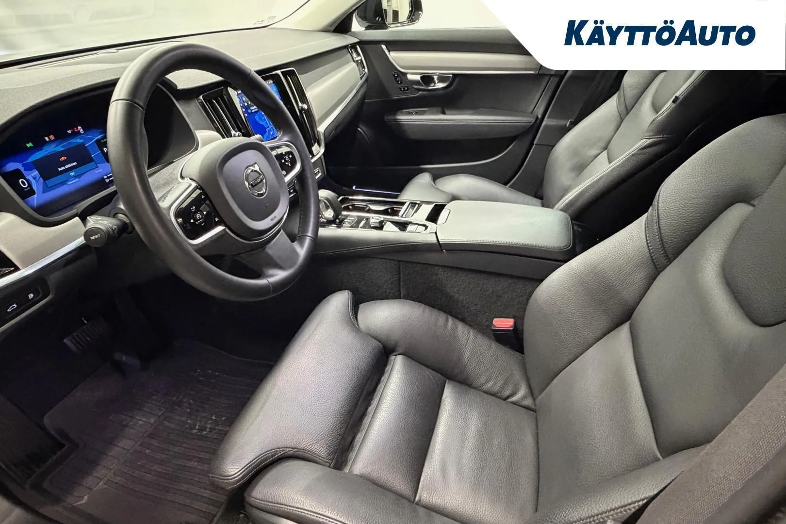 VOLVO V90 MSN-906 carousel image