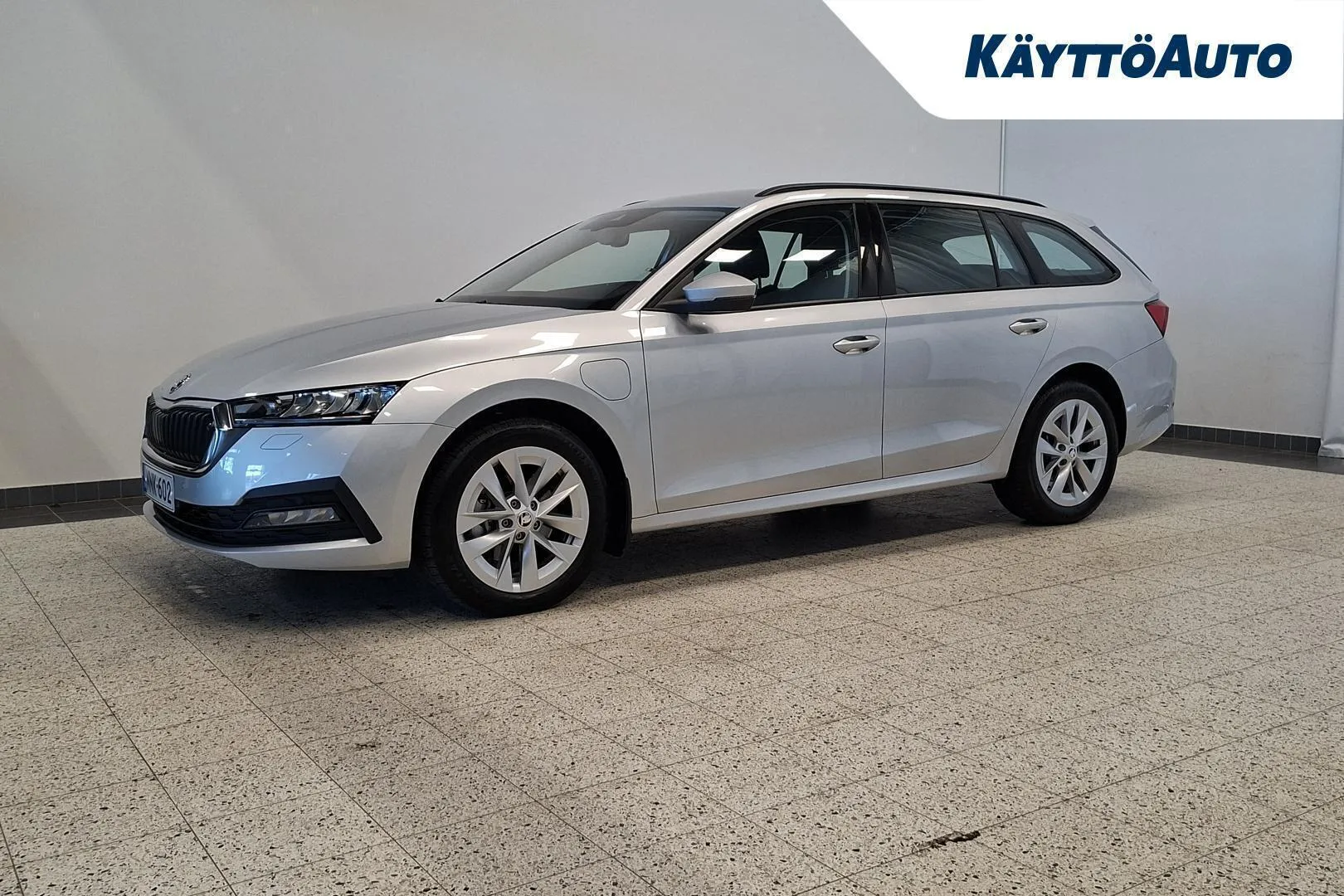 Skoda Octavia NNK-602 carousel image