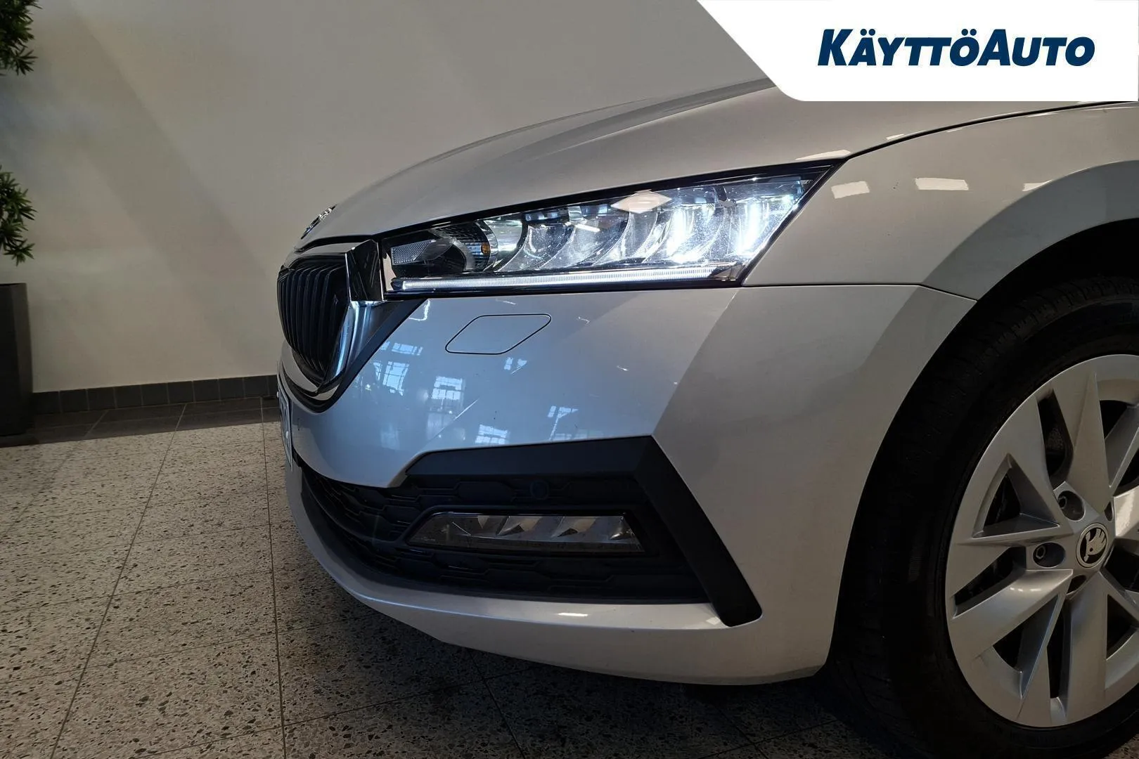 Skoda Octavia NNK-602 carousel image