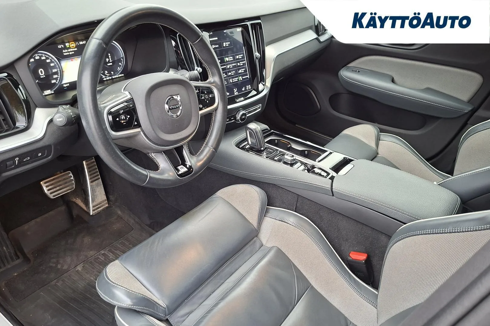 Volvo S60 CNP-604 carousel image