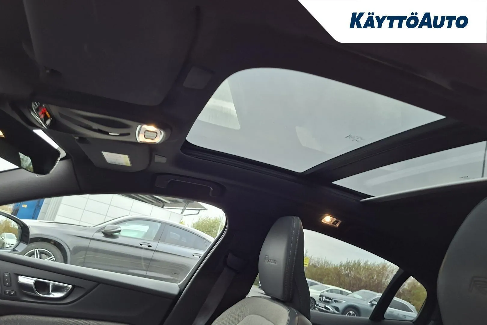 Volvo S60 CNP-604 carousel image