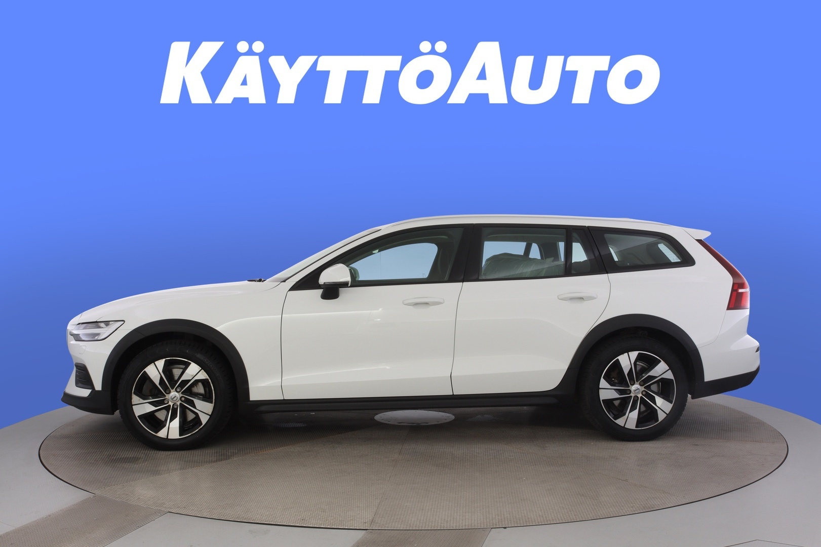 Volvo V60 Cross Country D4 AWD aut 2019, bild 3/49