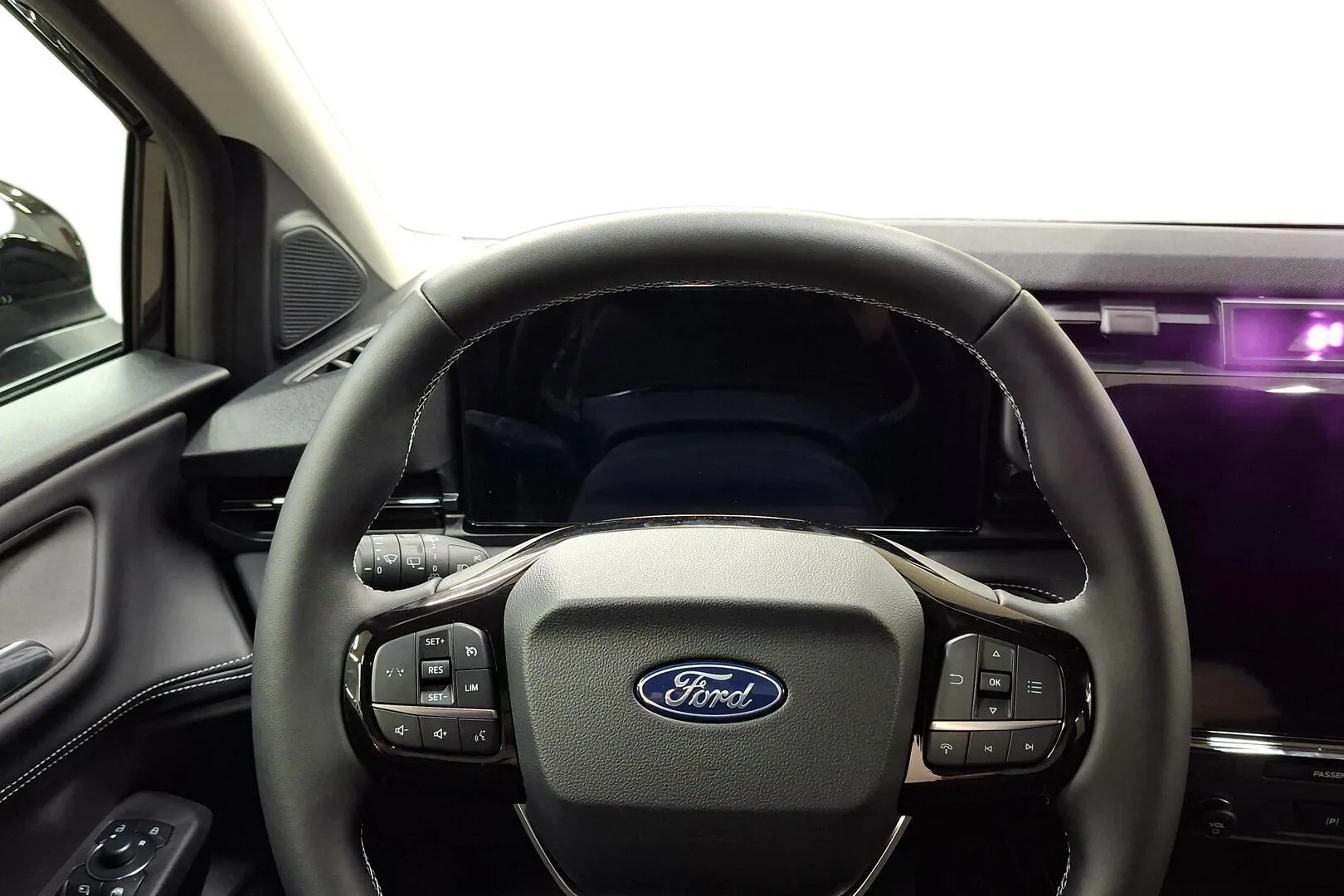 FORD Puma NOV-193 carousel image